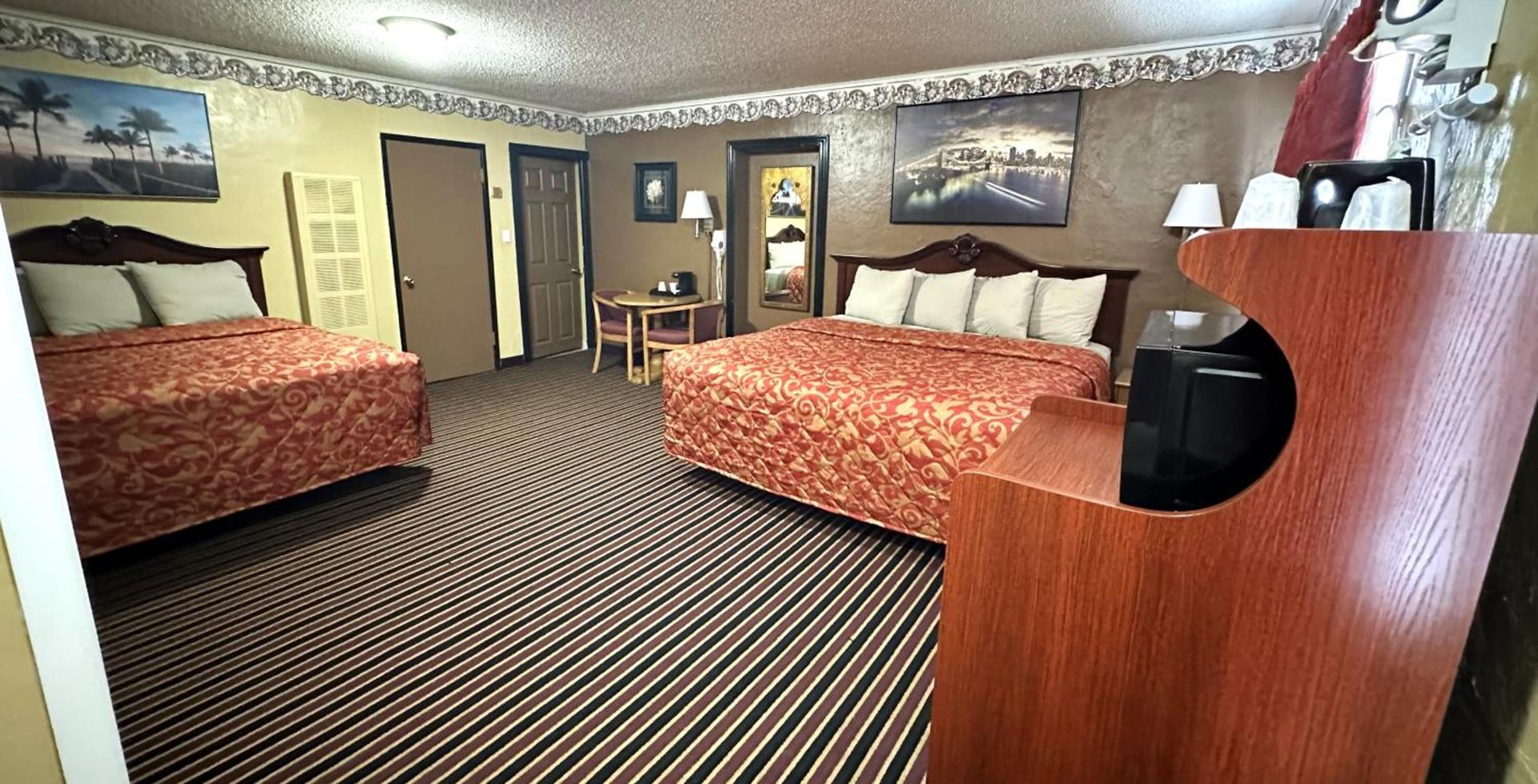 Relax Inn Vinita photo 24