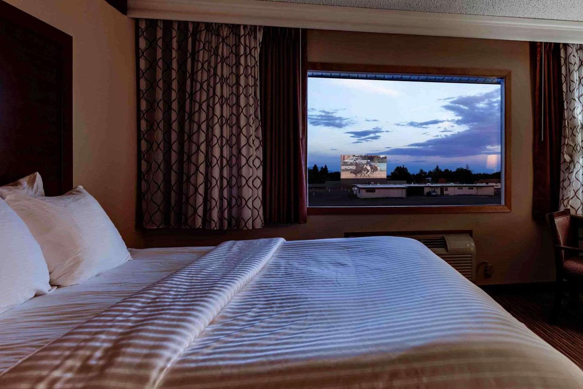 Best Western Movie Manor photo 8