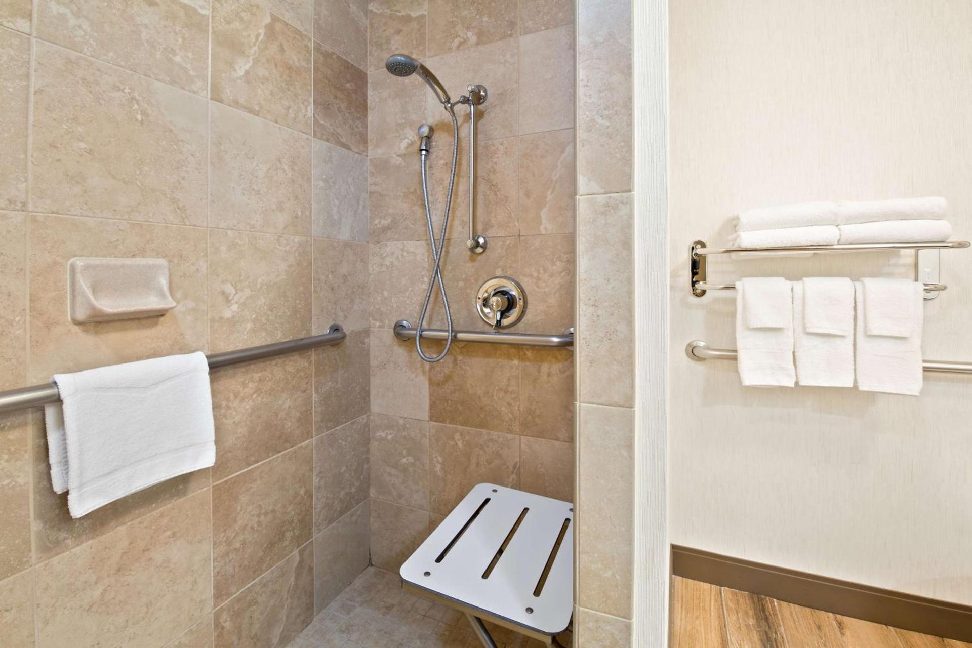 Hampton Inn & Suites by Hilton Walla Walla photo 34