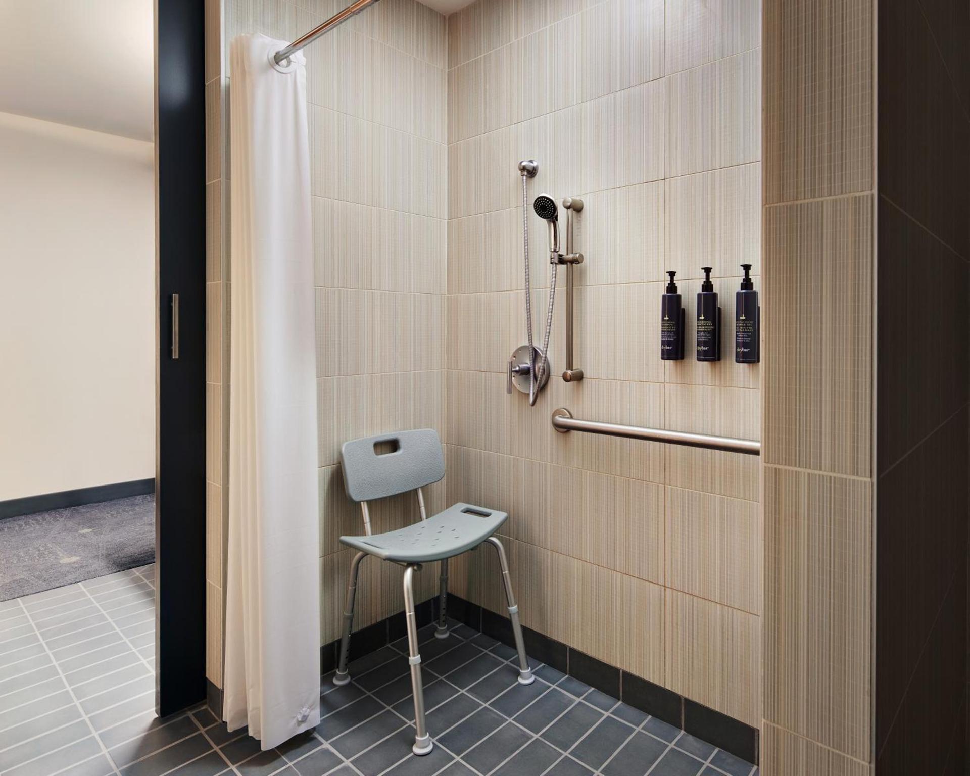 Aloft by Marriott Leawood-Overland Park photo 25
