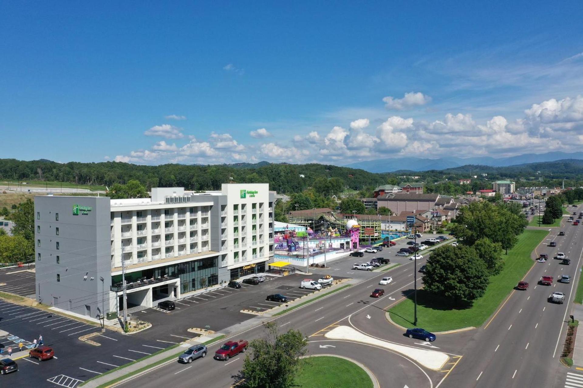 Holiday Inn & Suites Pigeon Forge Convention Center by IHG — hotel in Pigeon Forge