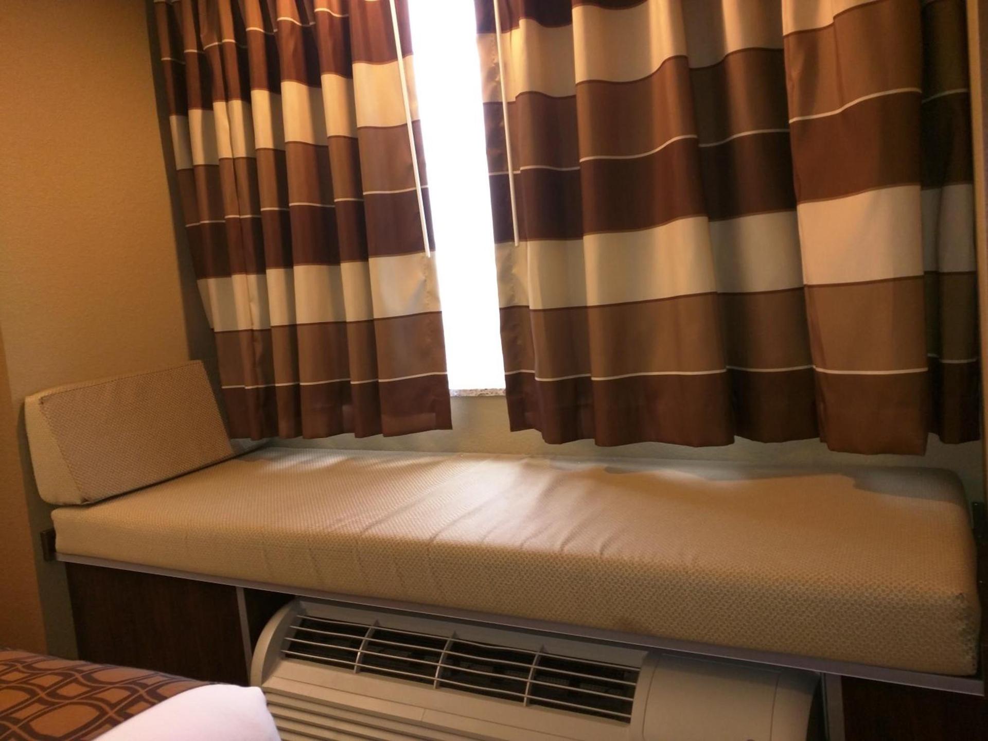 Microtel Inn & Suites by Wyndham Minot photo 12