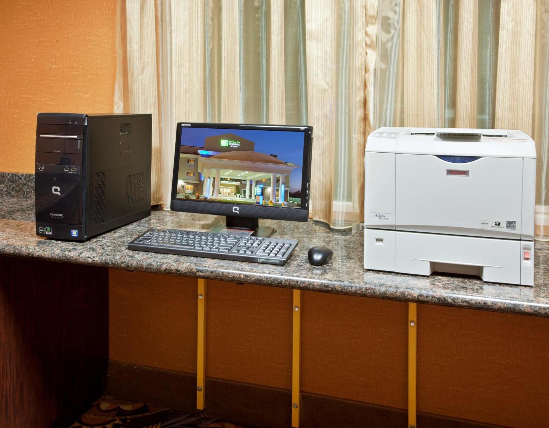 Holiday Inn Express & Suites Sacramento NE Cal Expo by IHG photo 50