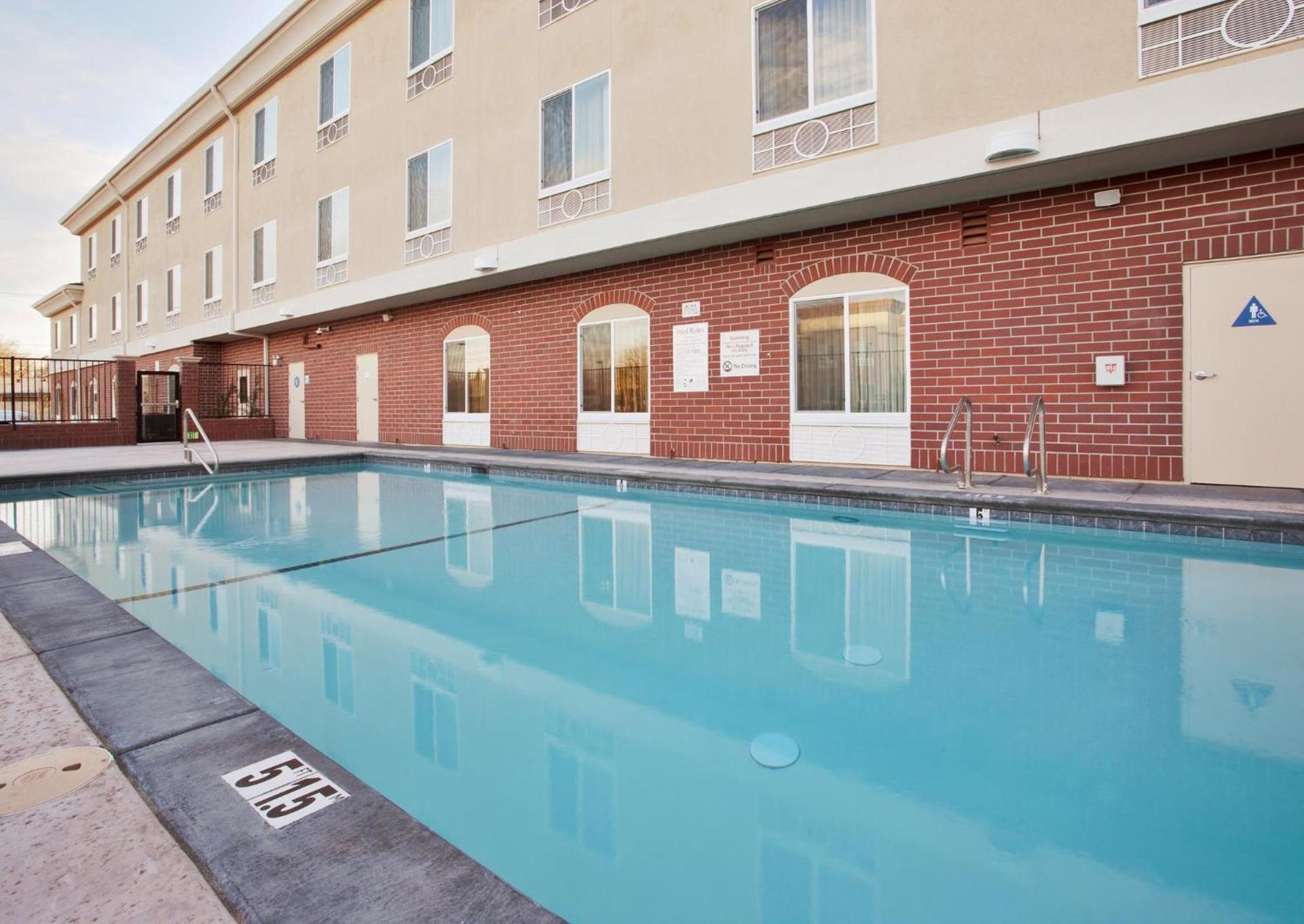 Holiday Inn Express & Suites Sacramento NE Cal Expo by IHG photo 71