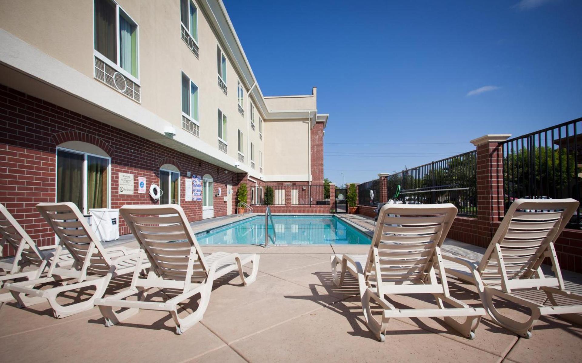 Holiday Inn Express & Suites Sacramento NE Cal Expo by IHG photo 65