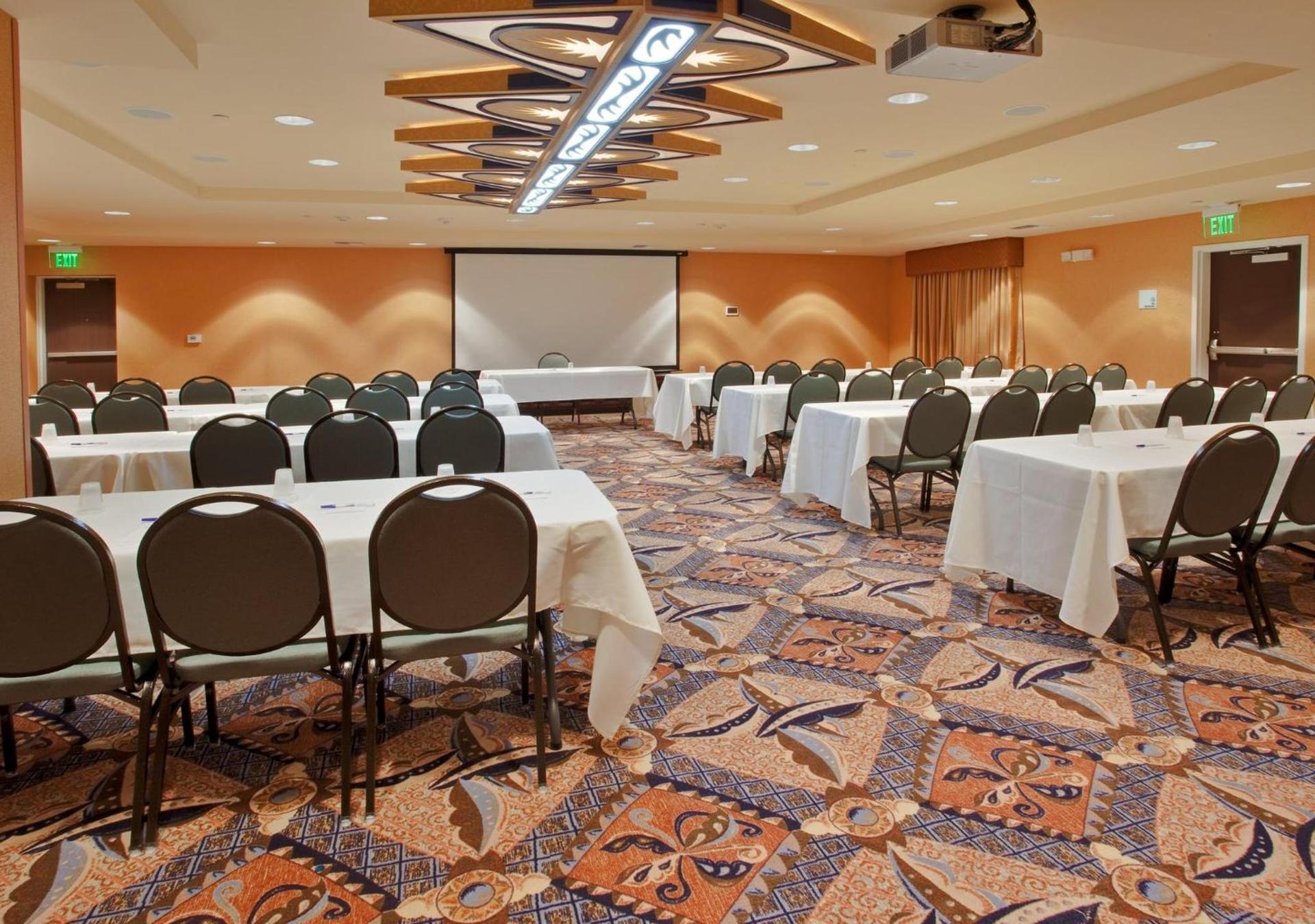 Holiday Inn Express & Suites Sacramento NE Cal Expo by IHG photo 55