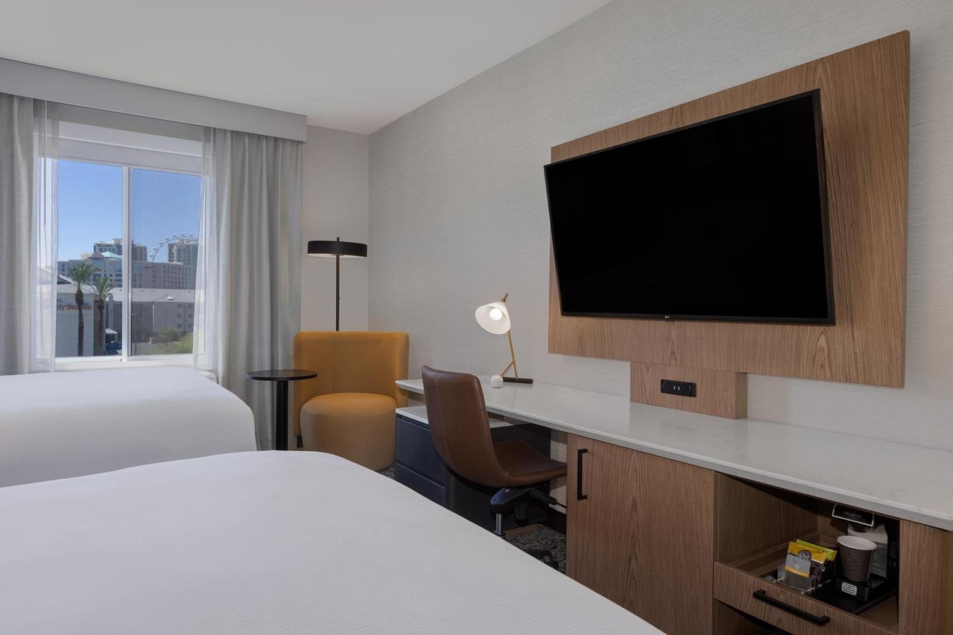 DoubleTree by Hilton Las Vegas East Flamingo photo 42