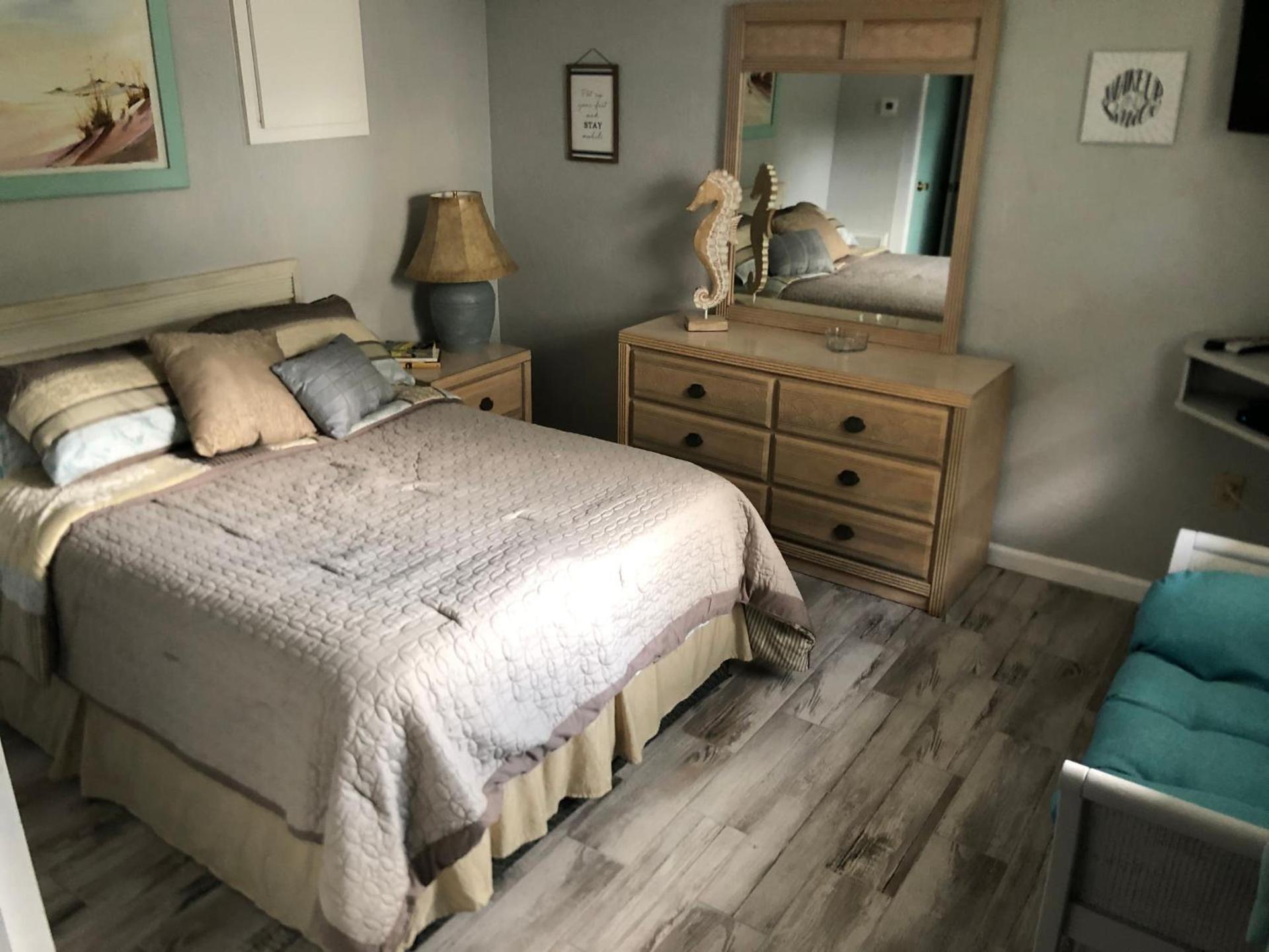 Surfside Suites photo 9