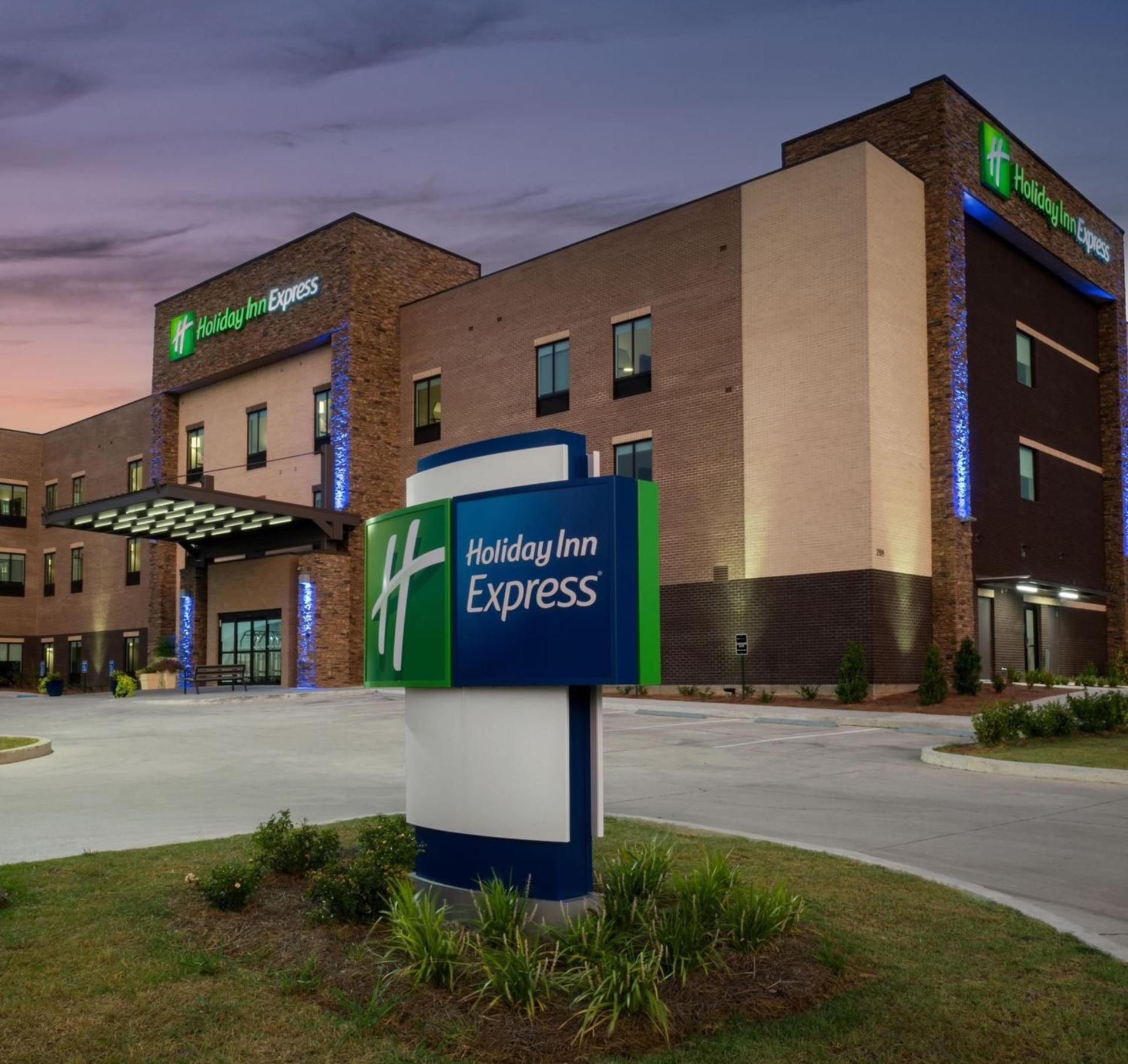 Holiday Inn Express - Hattiesburg West - Univ Area — hotel in Hattiesburg