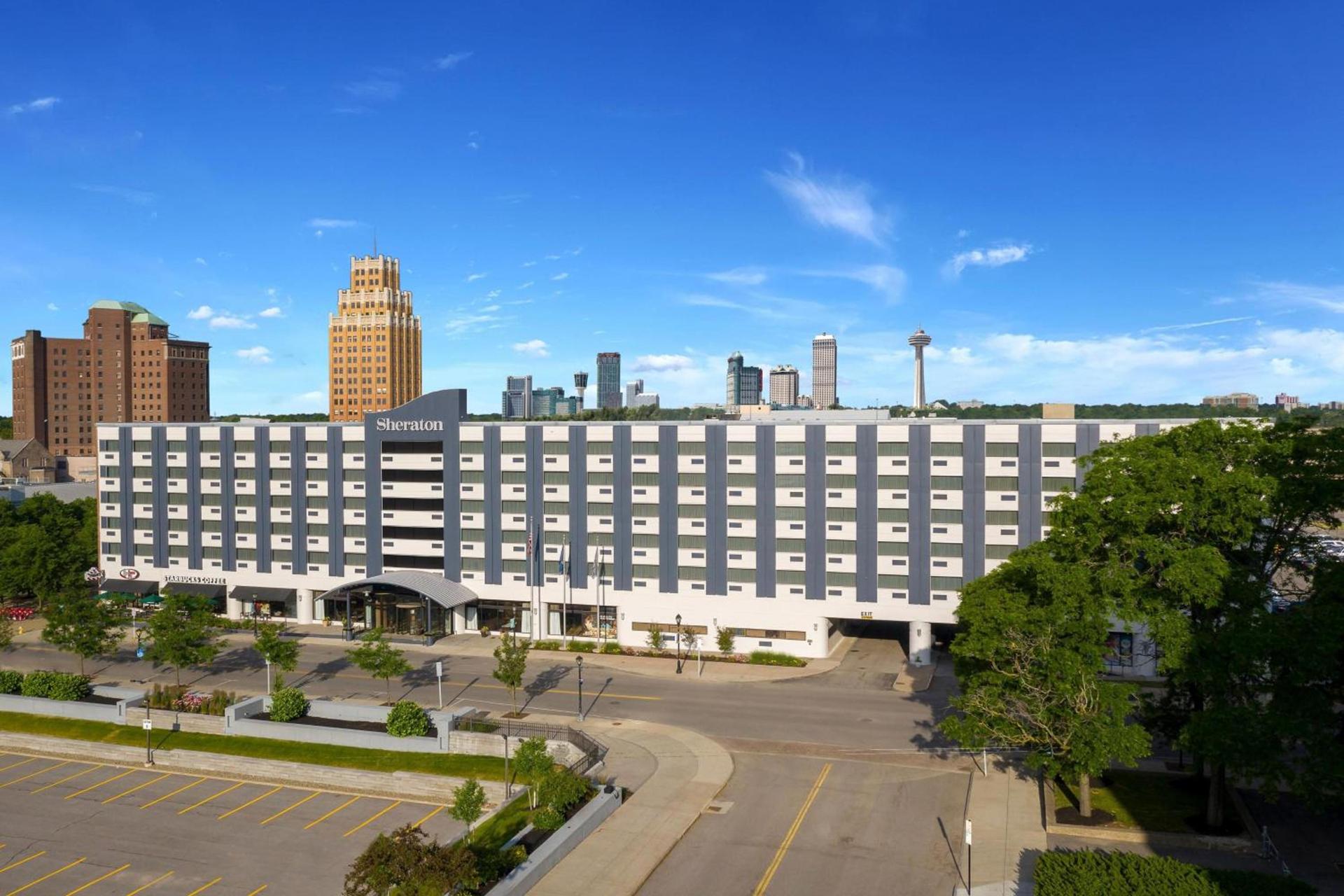 Sheraton Niagara Falls photo 1