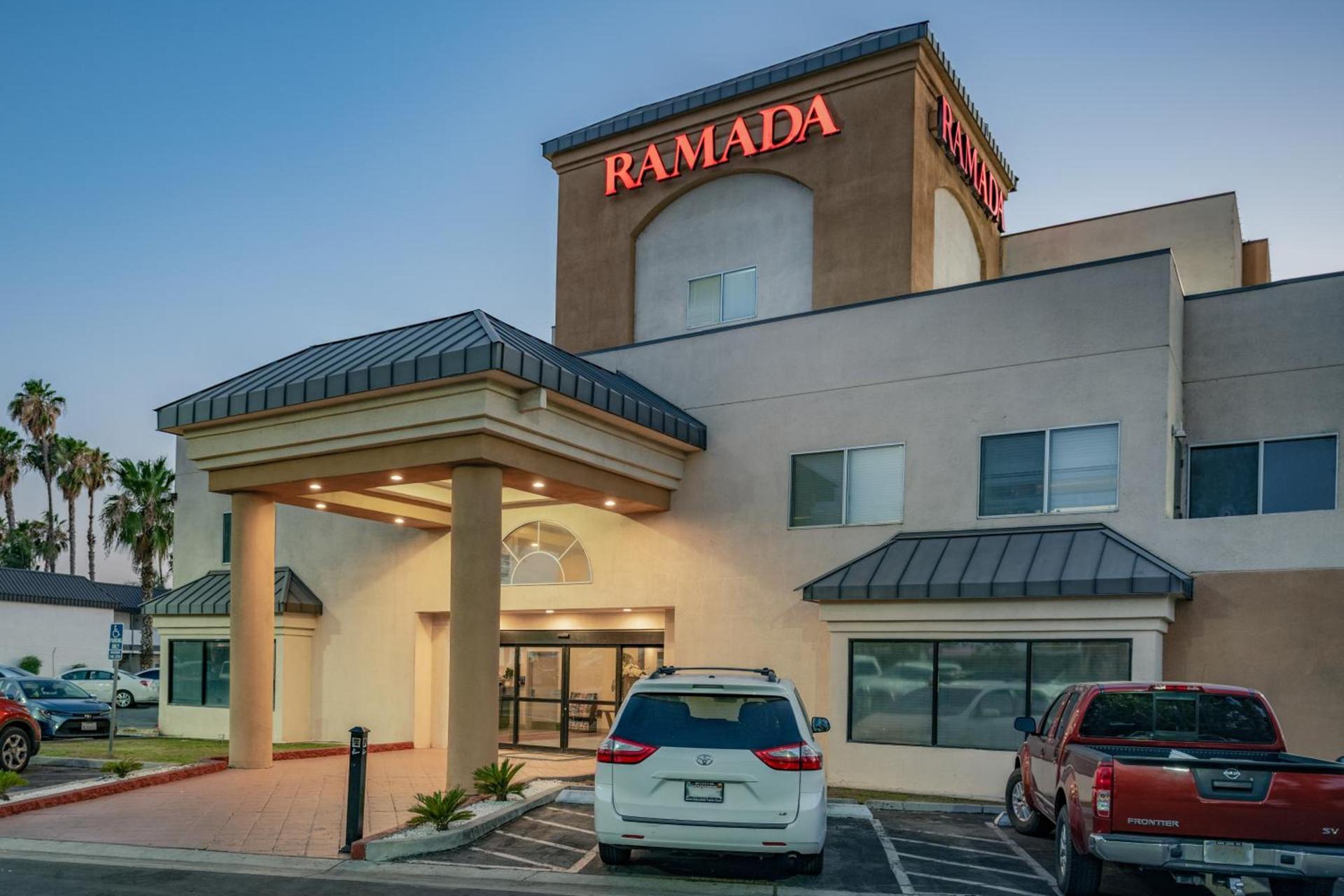 Ramada by Wyndham Bakersfield photo 45