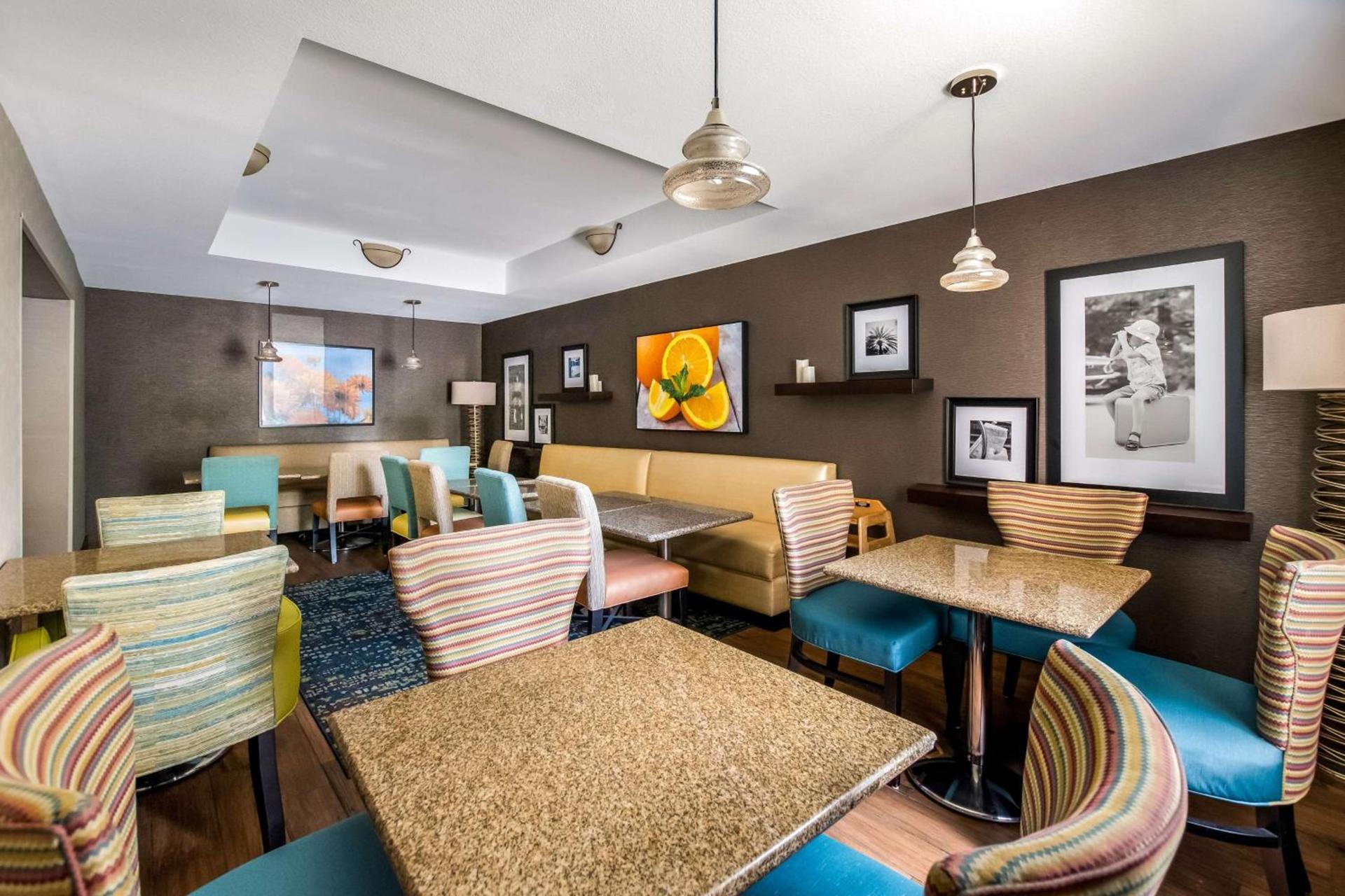 Hampton Inn Winter Haven photo 17