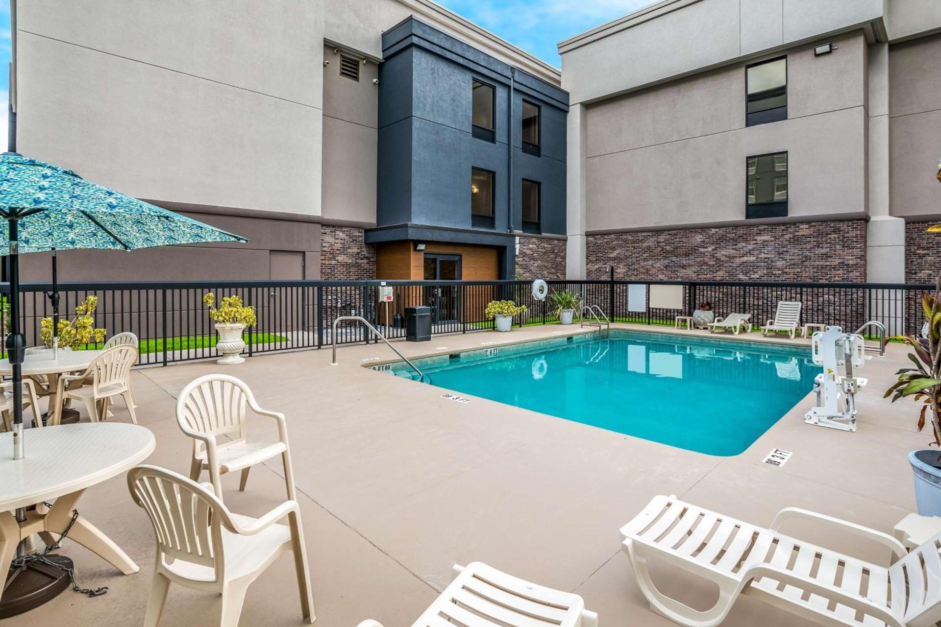 Hampton Inn Winter Haven photo 23