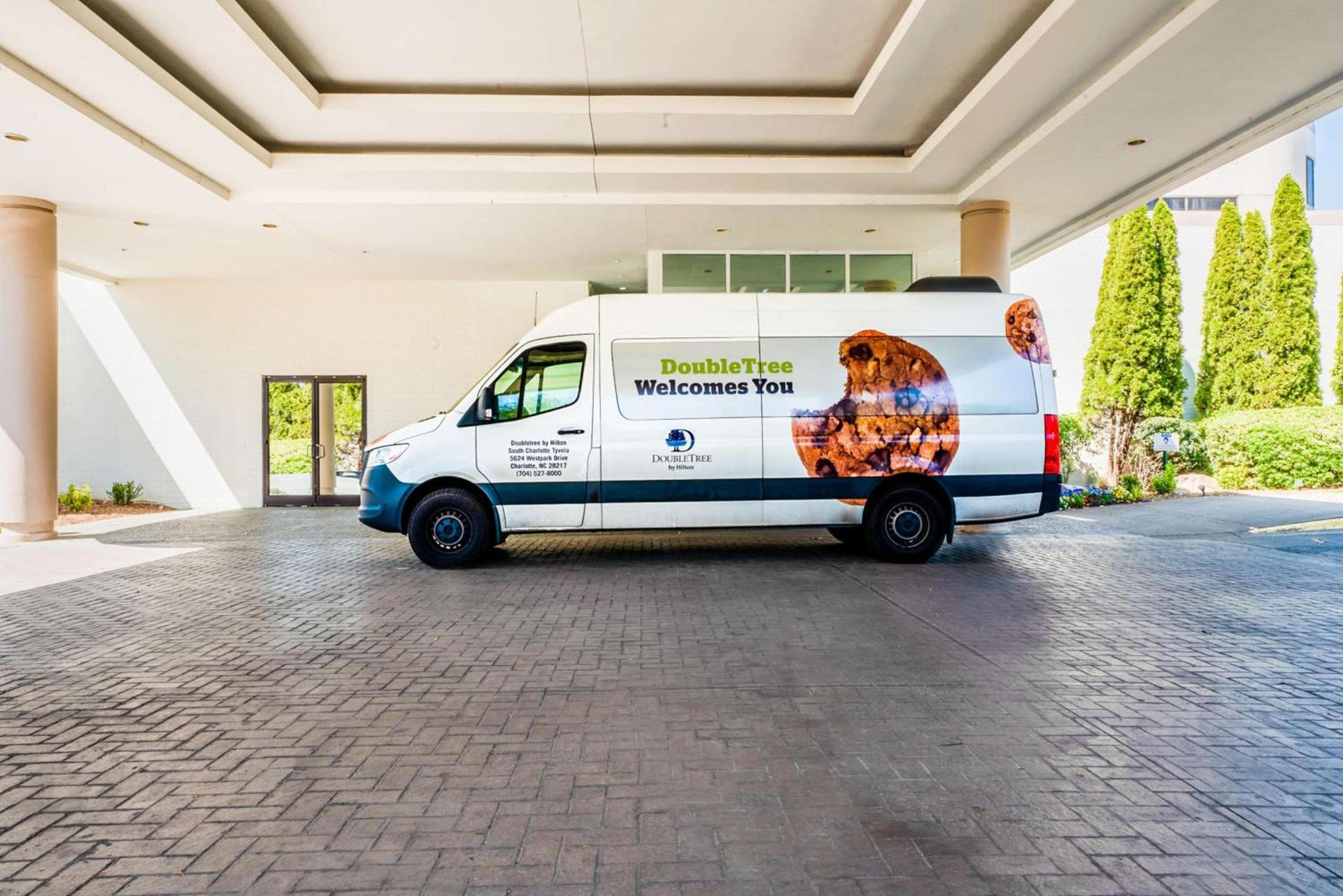 DoubleTree by Hilton South Charlotte Tyvola photo 38