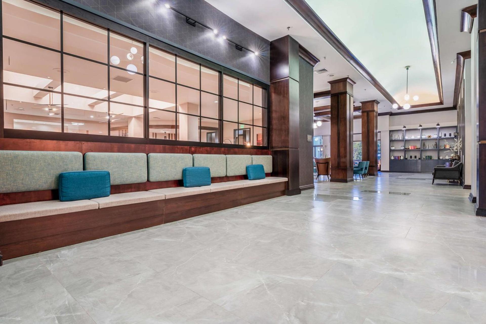DoubleTree by Hilton South Charlotte Tyvola photo 5