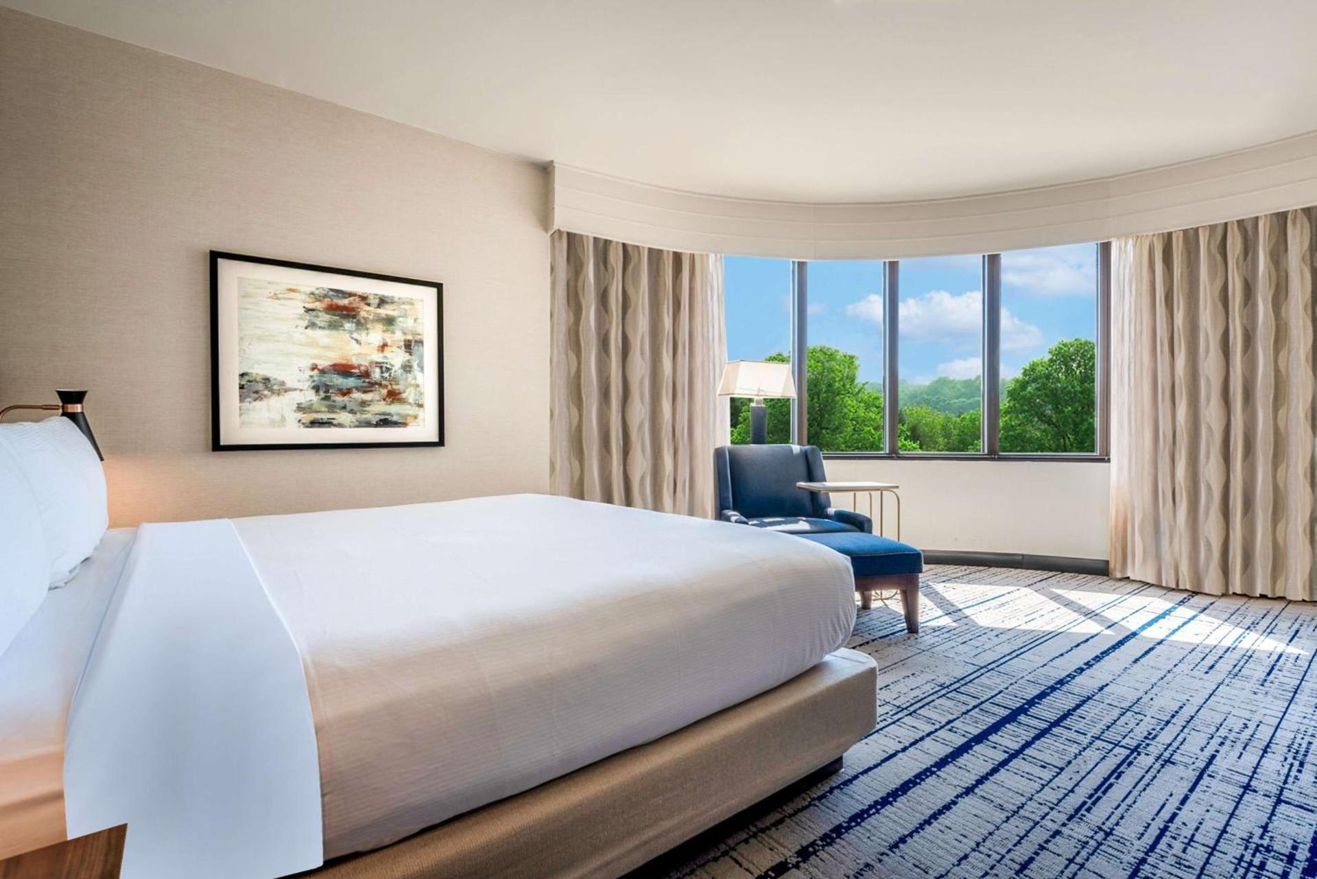 DoubleTree by Hilton South Charlotte Tyvola photo 17
