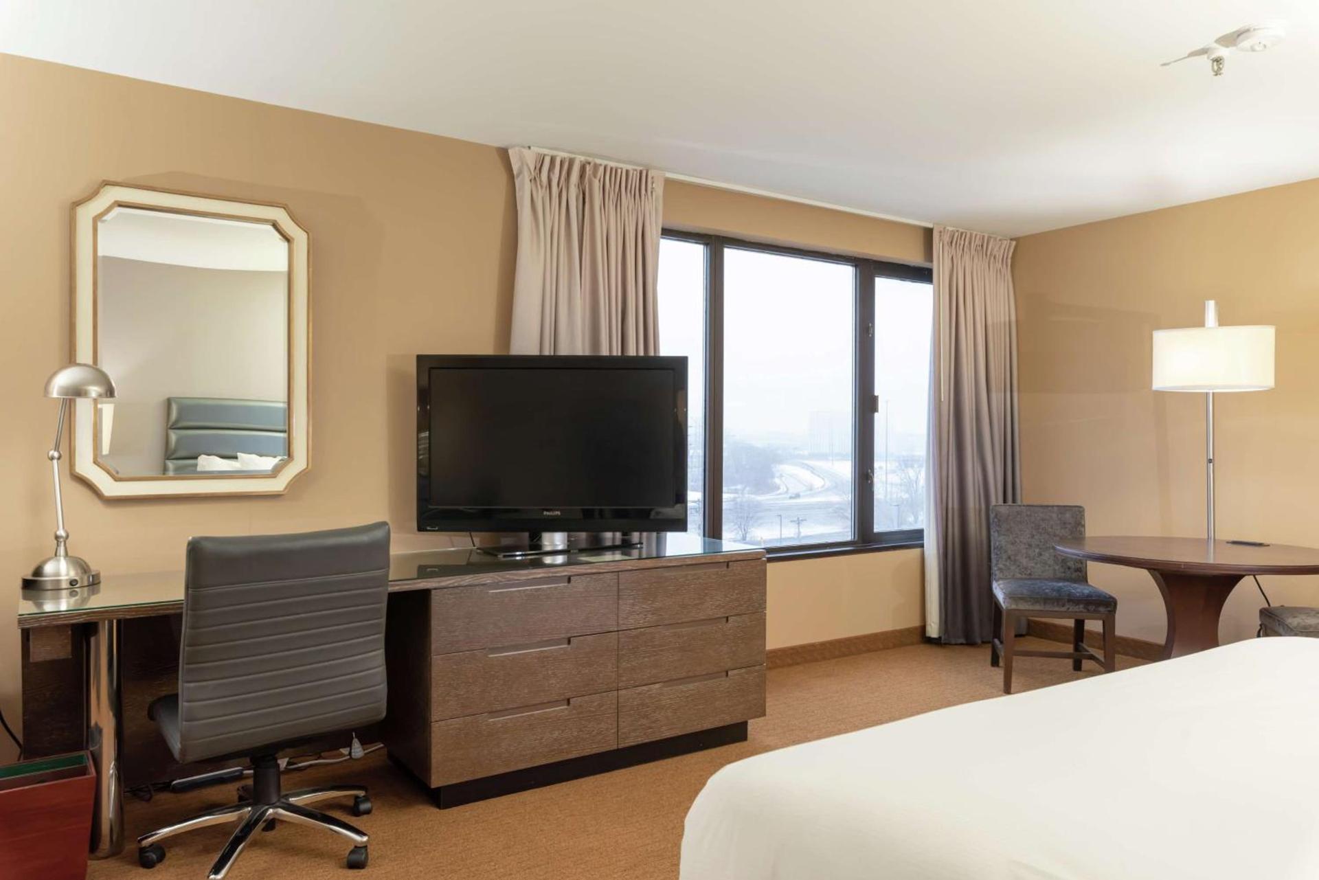 DoubleTree by Hilton Bloomington Minneapolis South photo 8