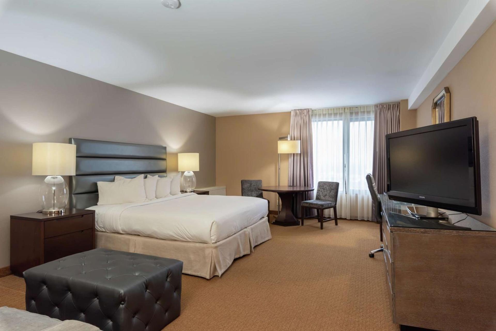 DoubleTree by Hilton Bloomington Minneapolis South photo 9