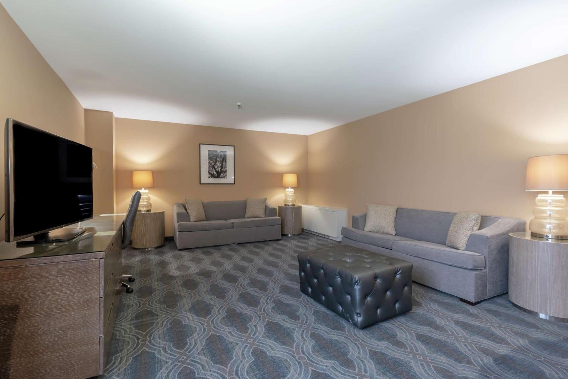 DoubleTree by Hilton Bloomington Minneapolis South photo 11