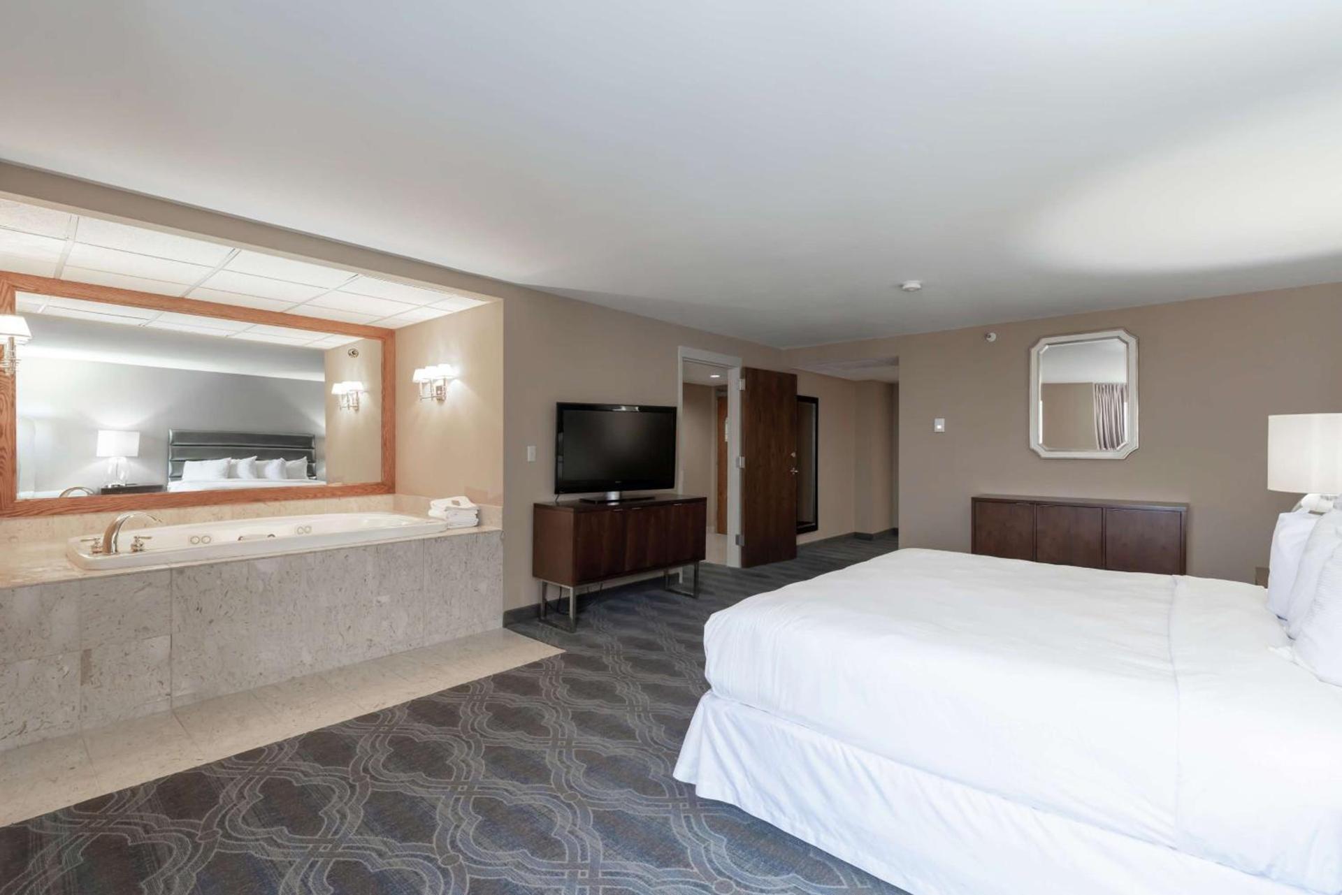 DoubleTree by Hilton Bloomington Minneapolis South photo 18