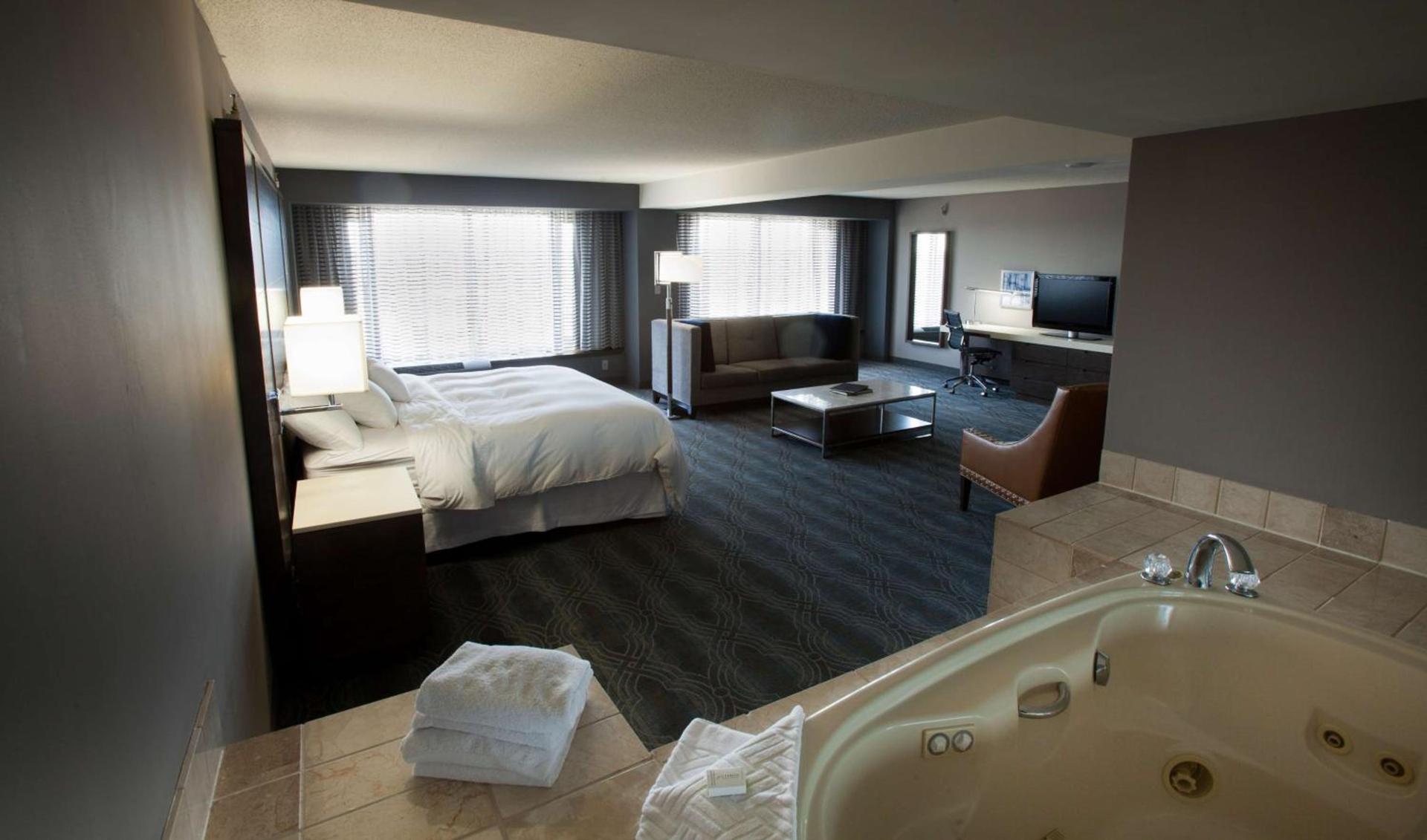 DoubleTree by Hilton Bloomington Minneapolis South photo 32
