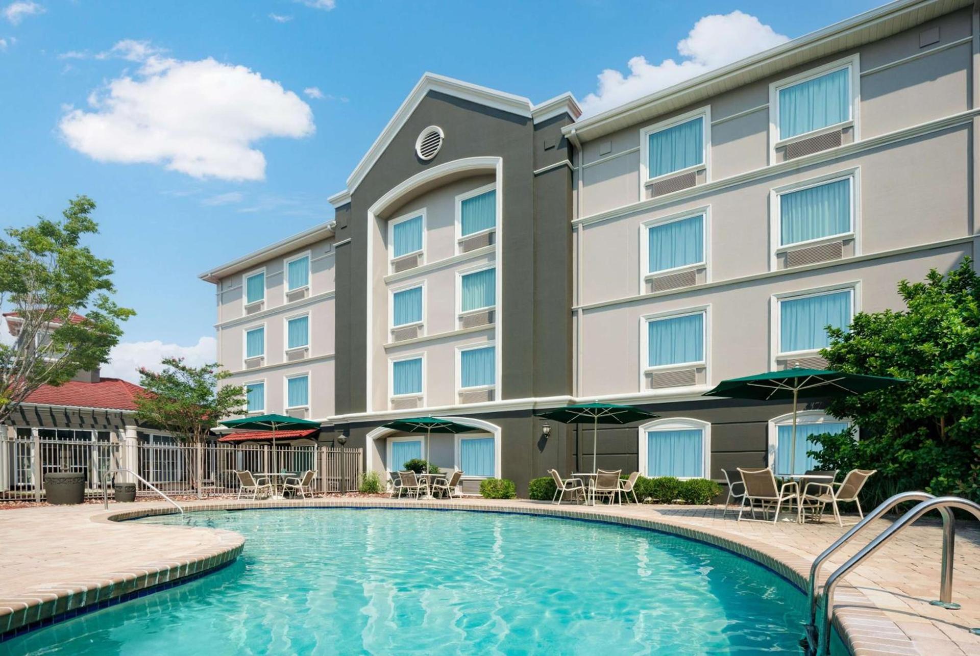 La Quinta by Wyndham Myrtle Beach Broadway Area photo 29