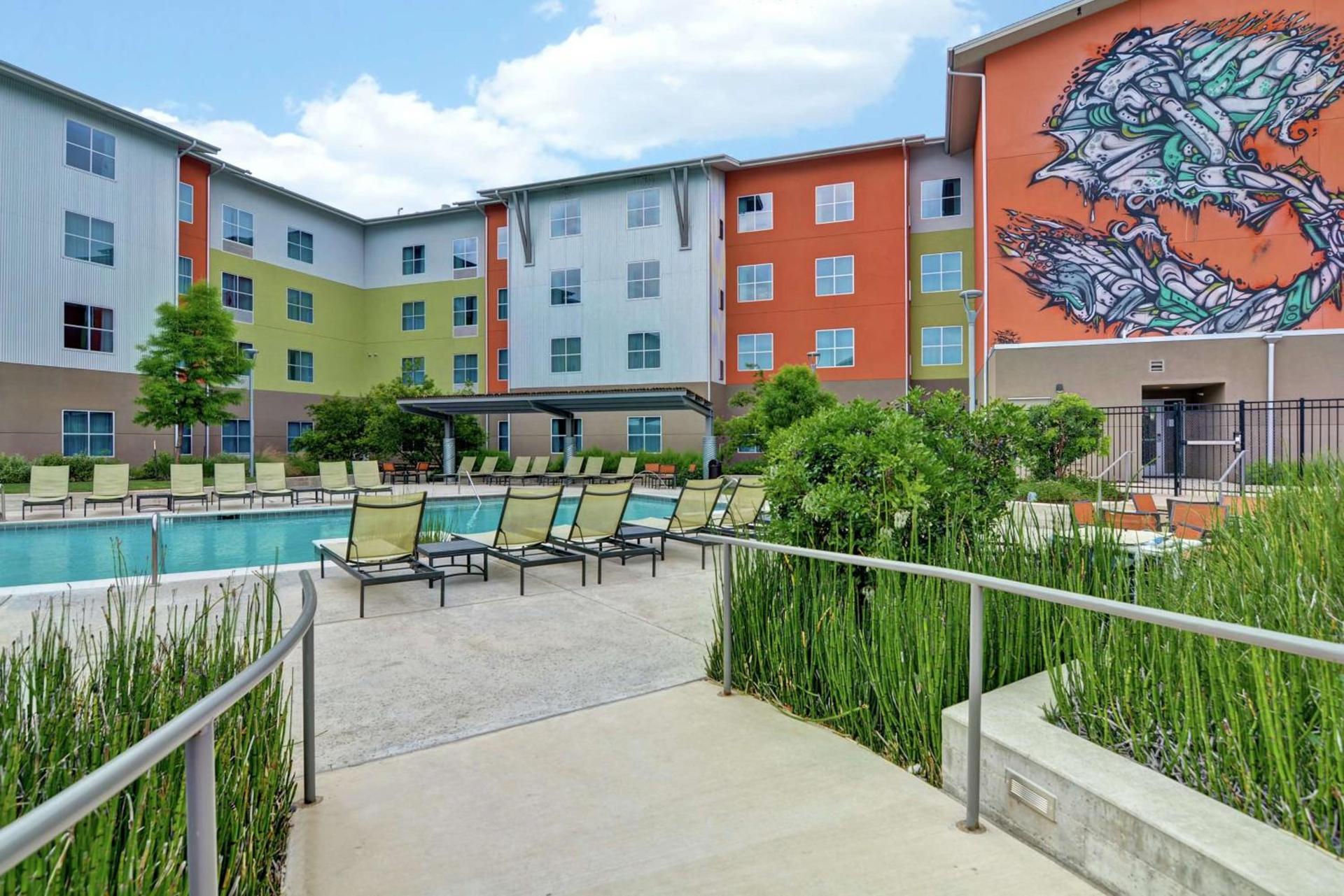 Homewood Suites TechRidge Parmer @ I-35 photo 13