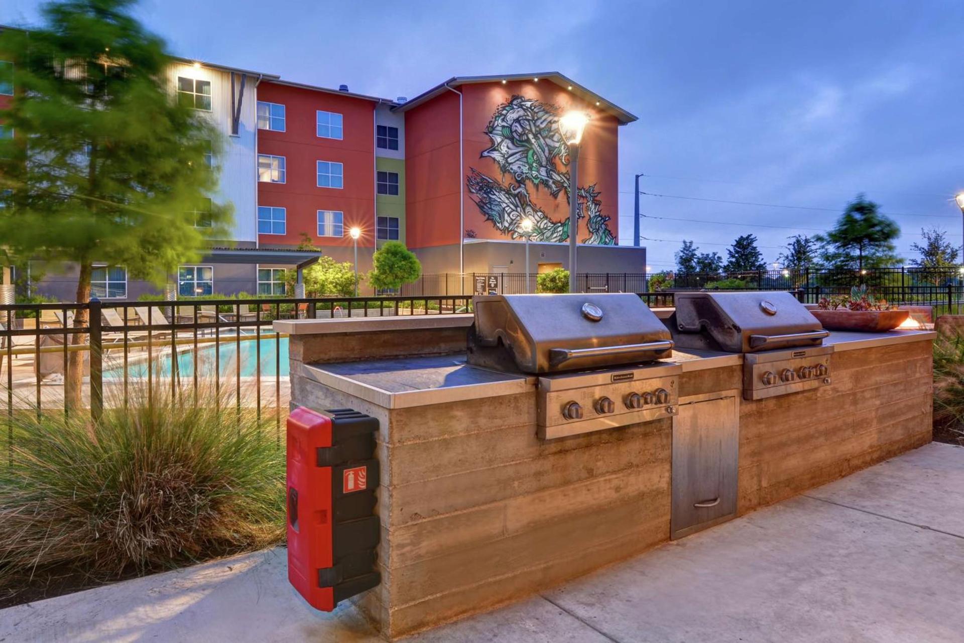 Homewood Suites TechRidge Parmer @ I-35 photo 14
