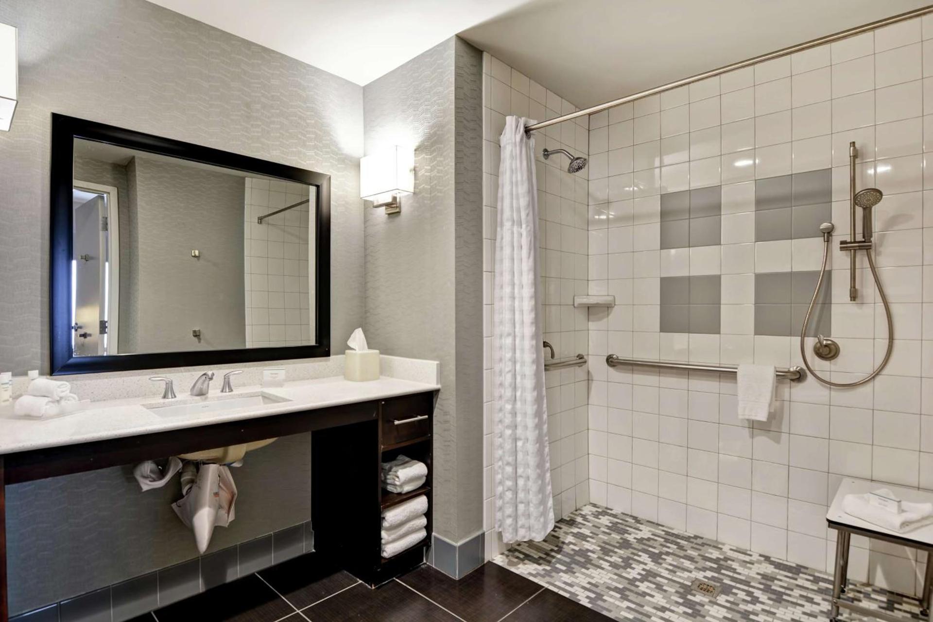 Homewood Suites TechRidge Parmer @ I-35 photo 19