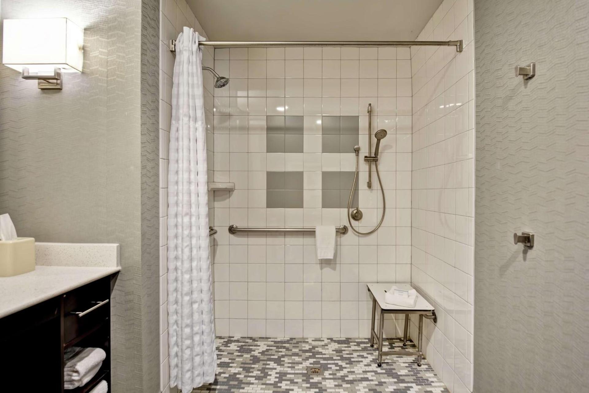 Homewood Suites TechRidge Parmer @ I-35 photo 22