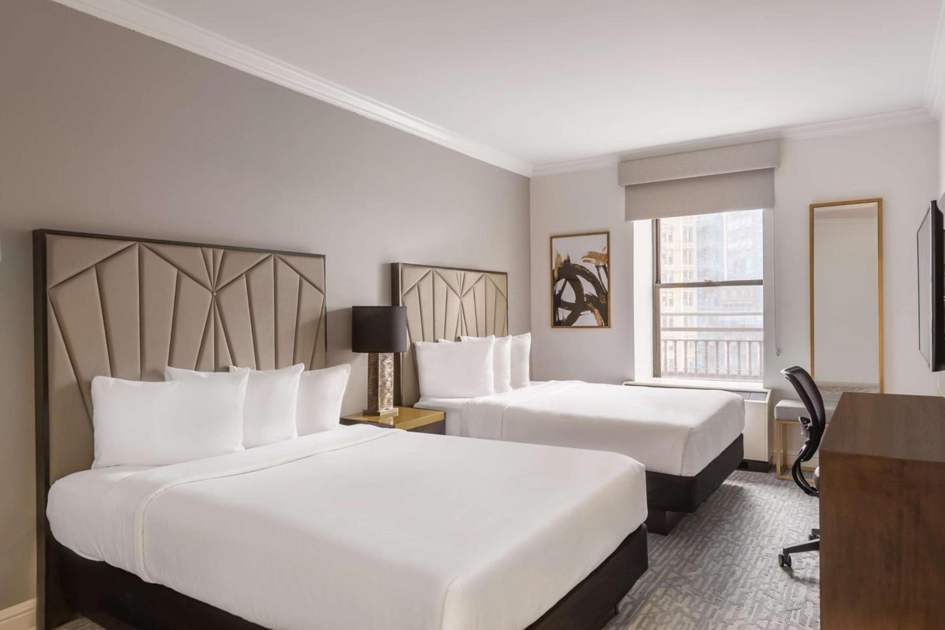 Martinique New York on Broadway, Curio Collection by Hilton photo 20