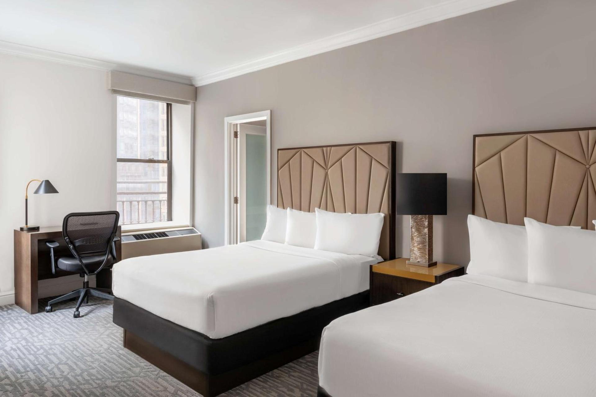 Martinique New York on Broadway, Curio Collection by Hilton photo 21