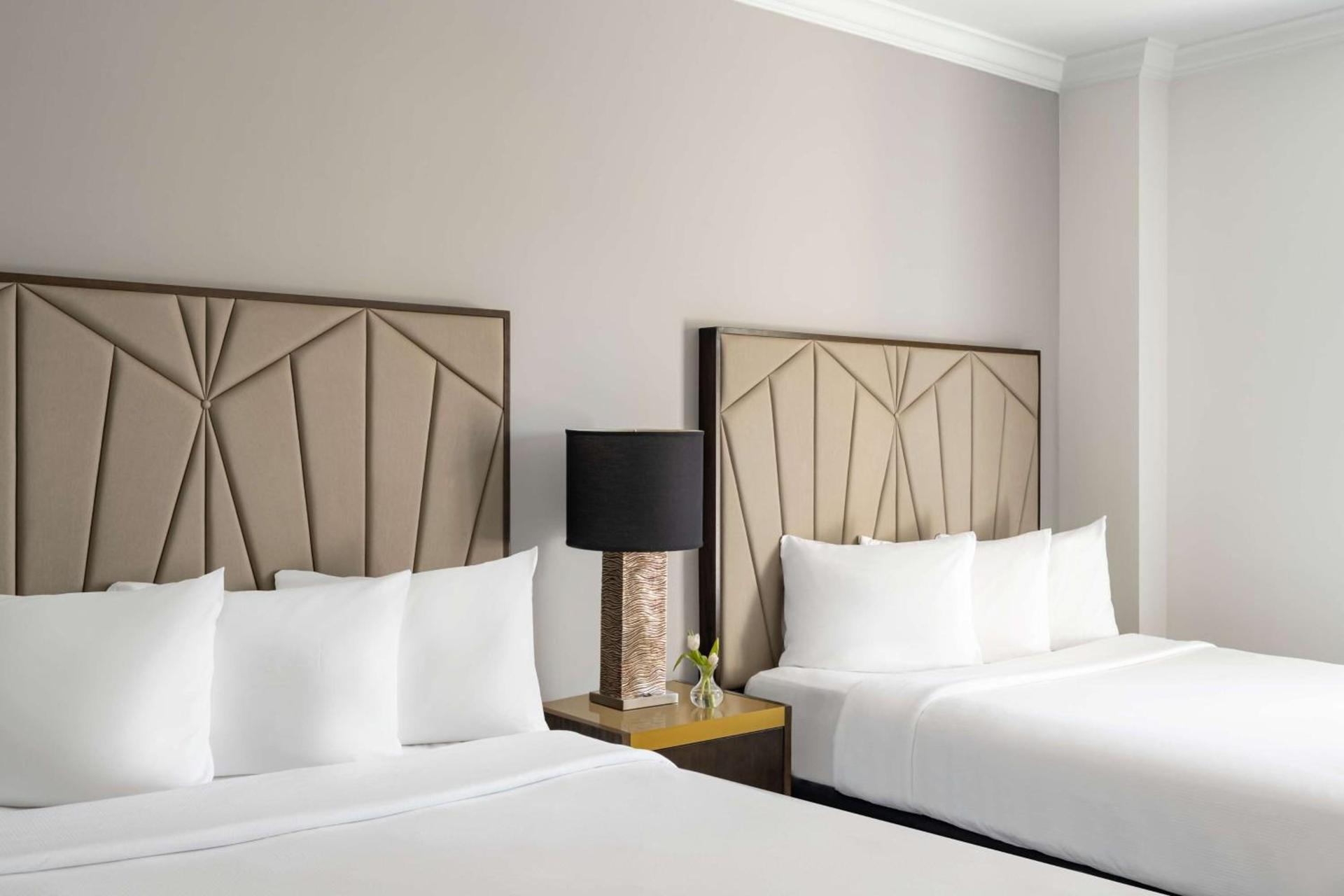 Martinique New York on Broadway, Curio Collection by Hilton photo 35