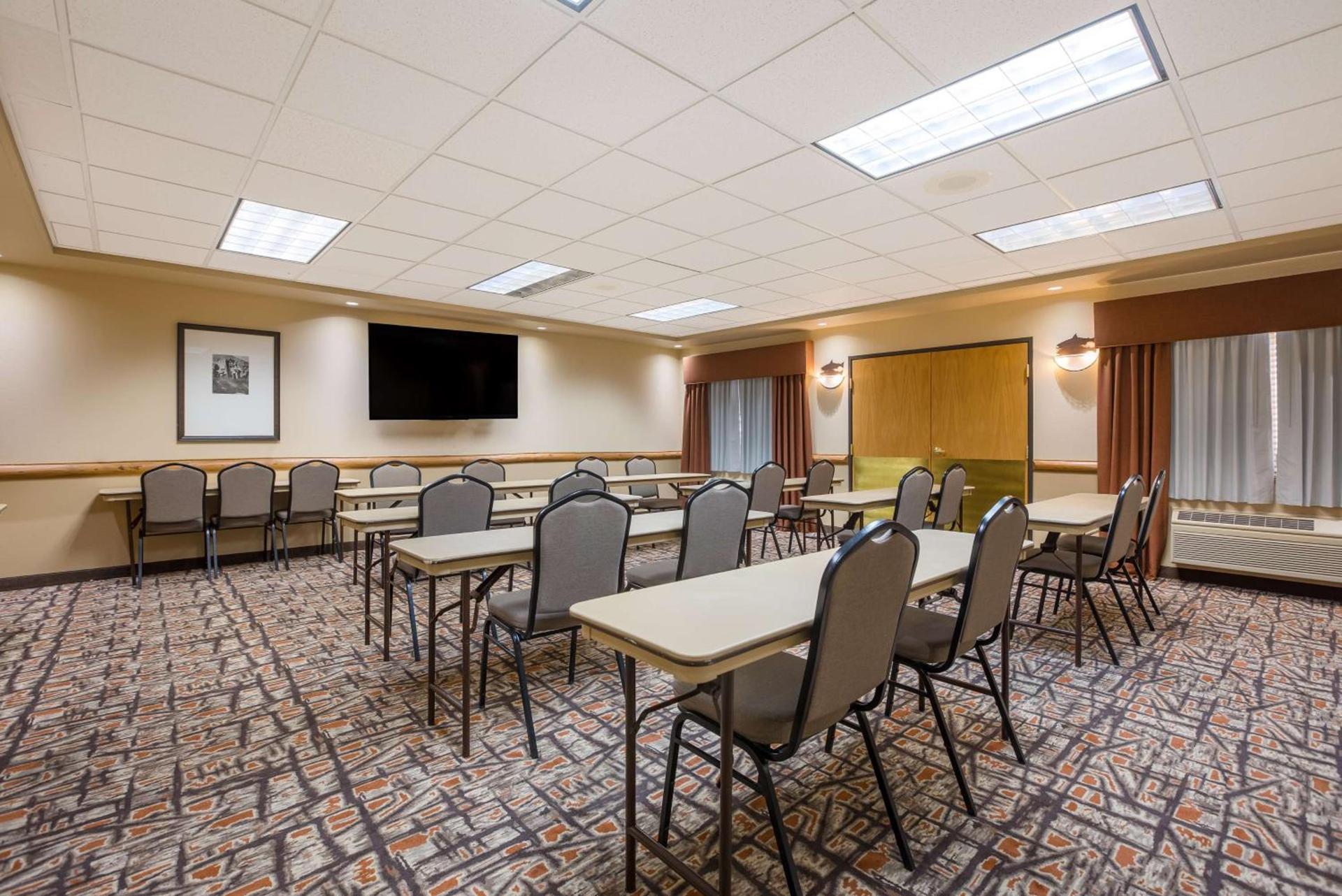 Best Western Northwest Lodge photo 35