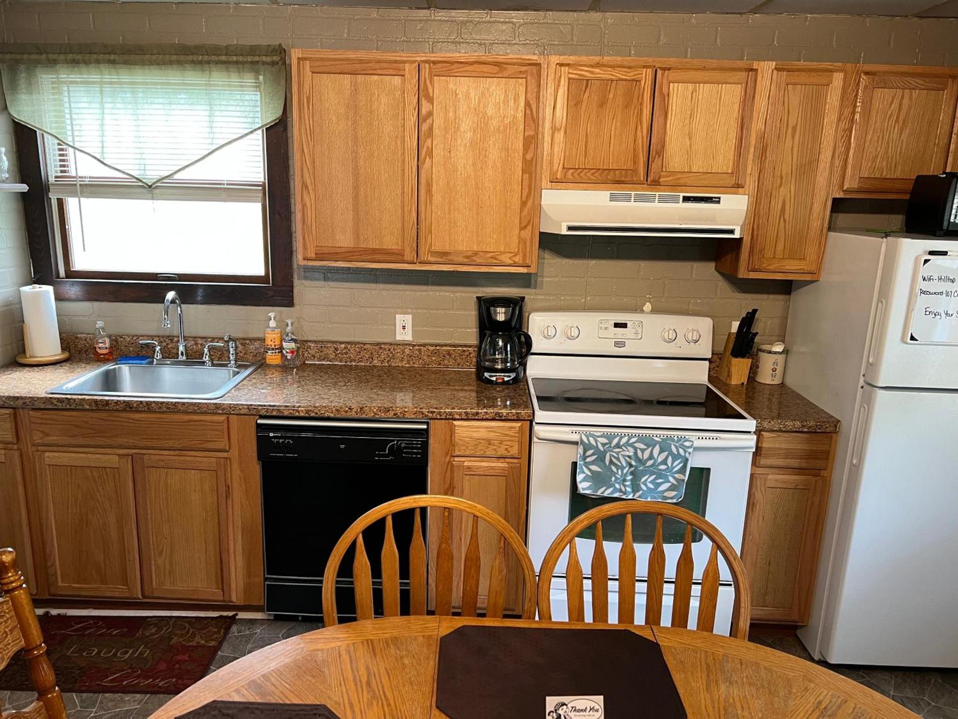 Echo Valley Cottages photo 93