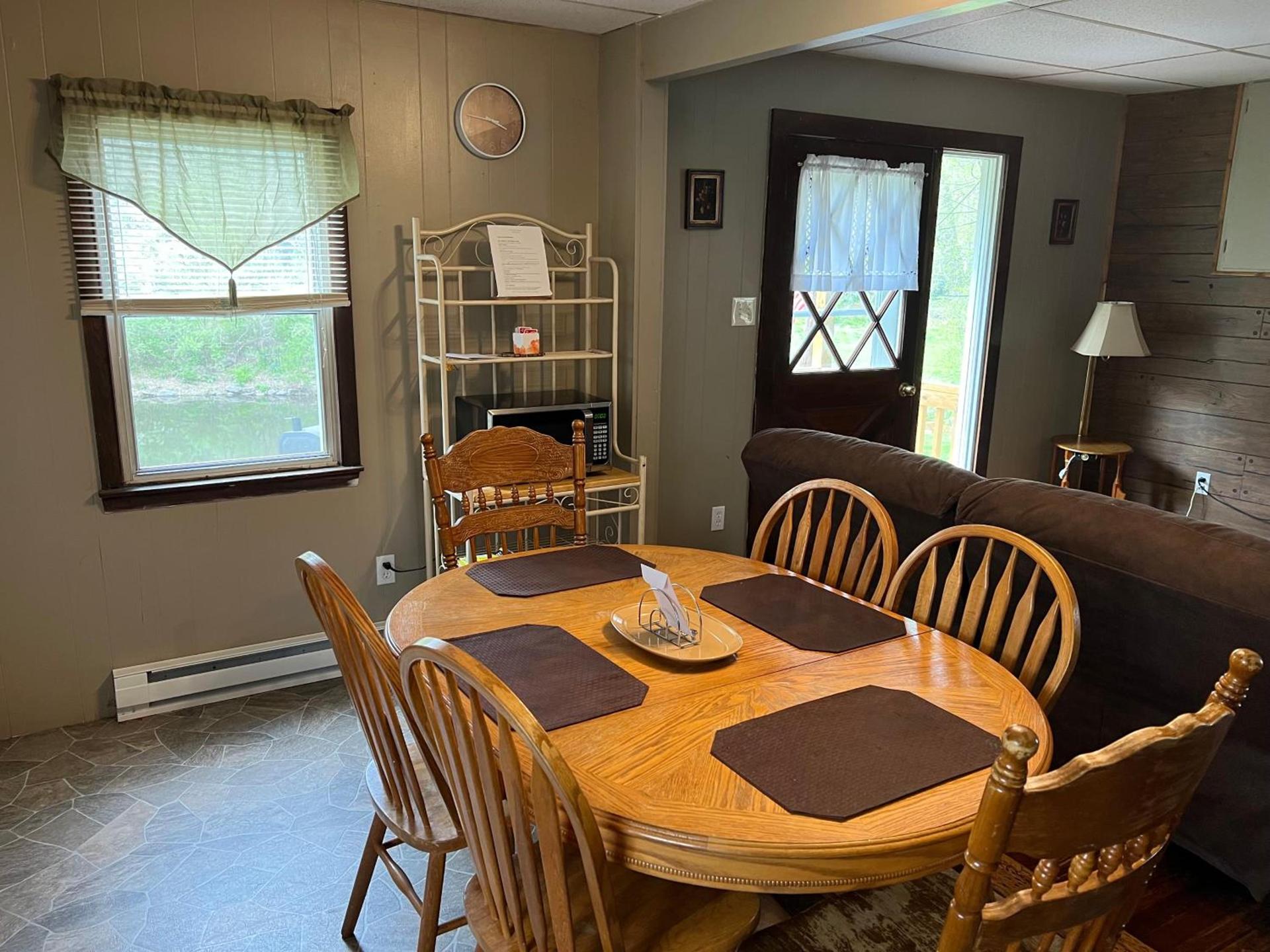Echo Valley Cottages photo 95
