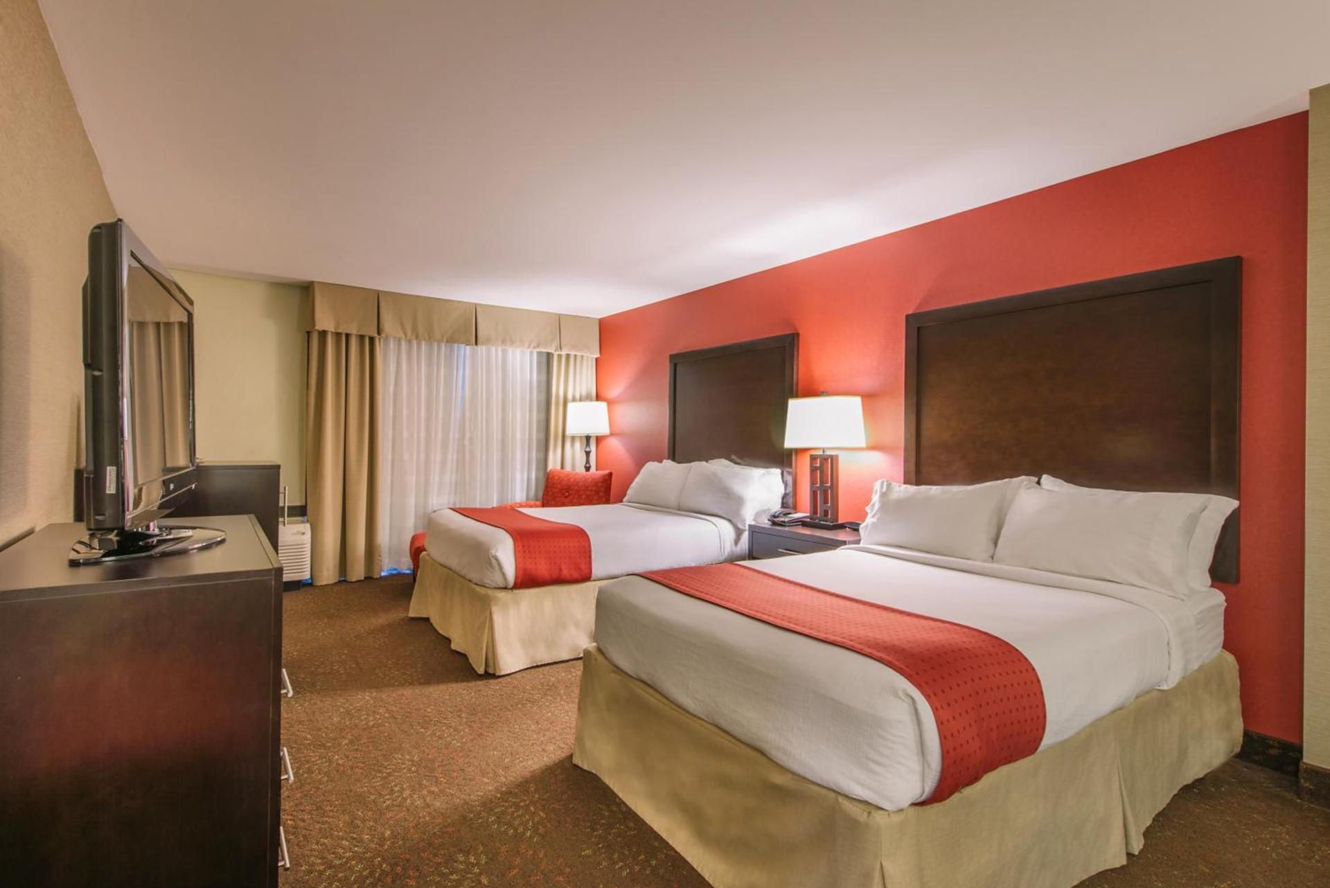 Hotel MTK Mount Kisco photo 6