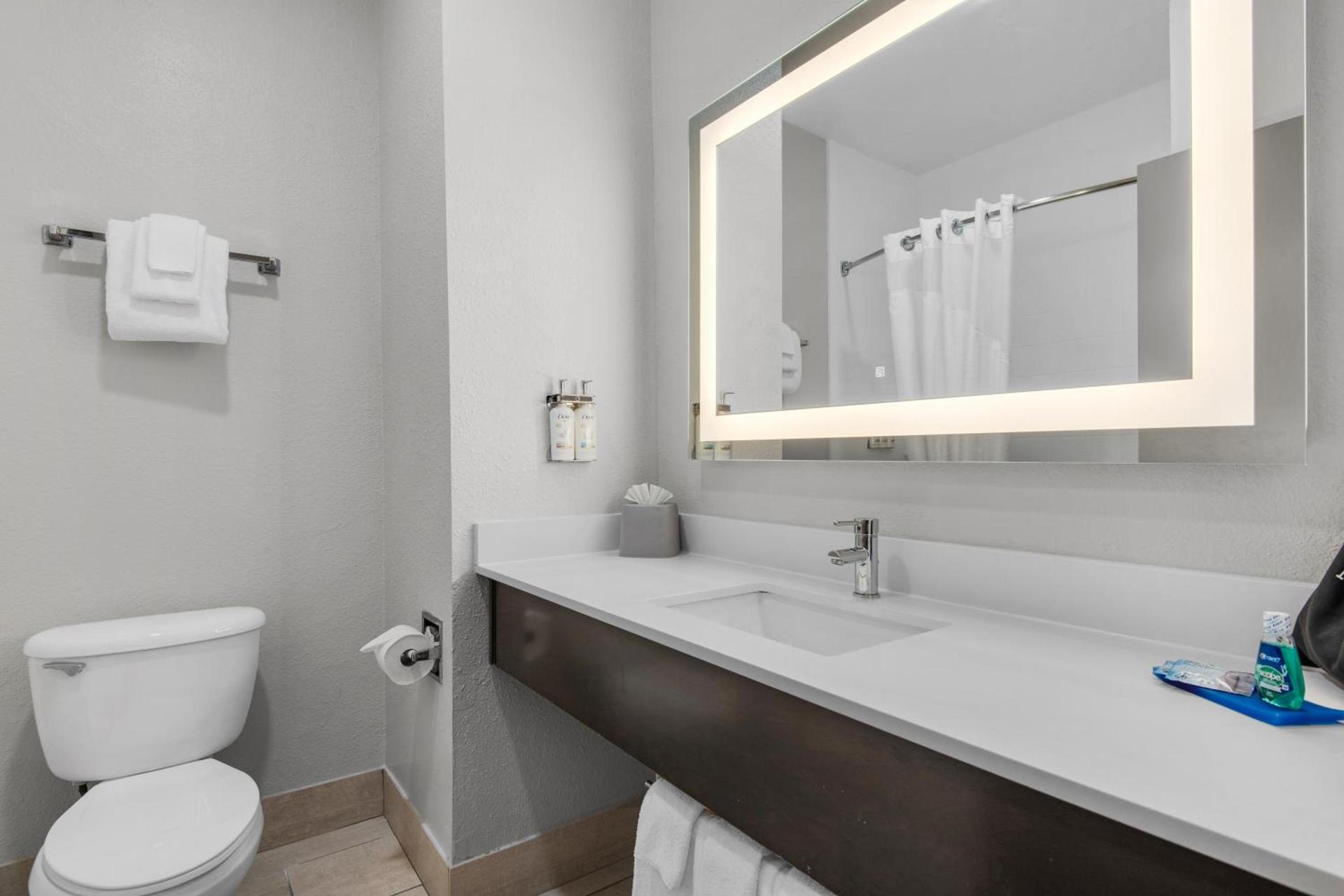 Holiday Inn Express Destin E - Commons Mall Area by IHG photo 14