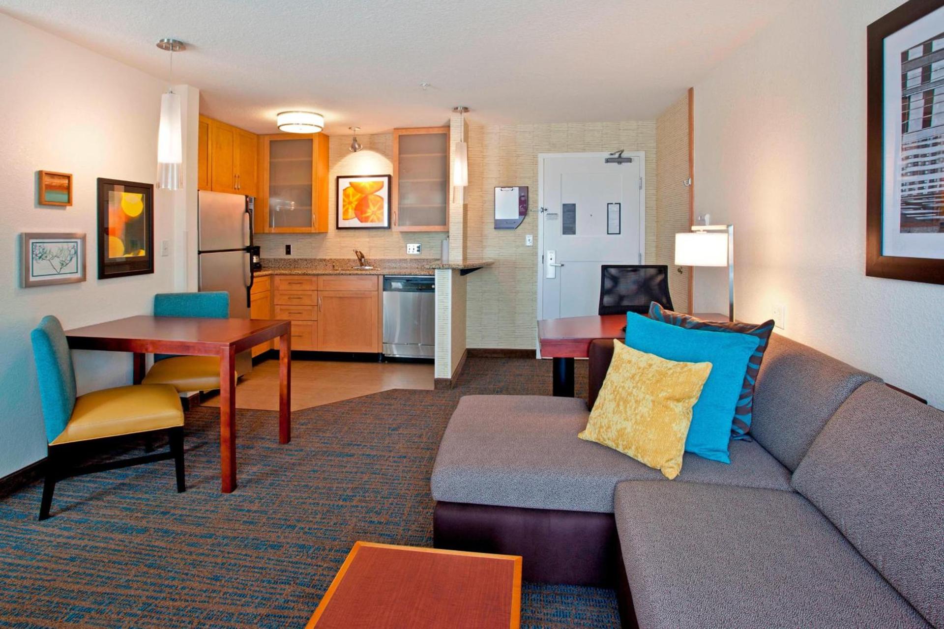 Residence Inn by Marriott Portland Airport at Cascade Station photo 13