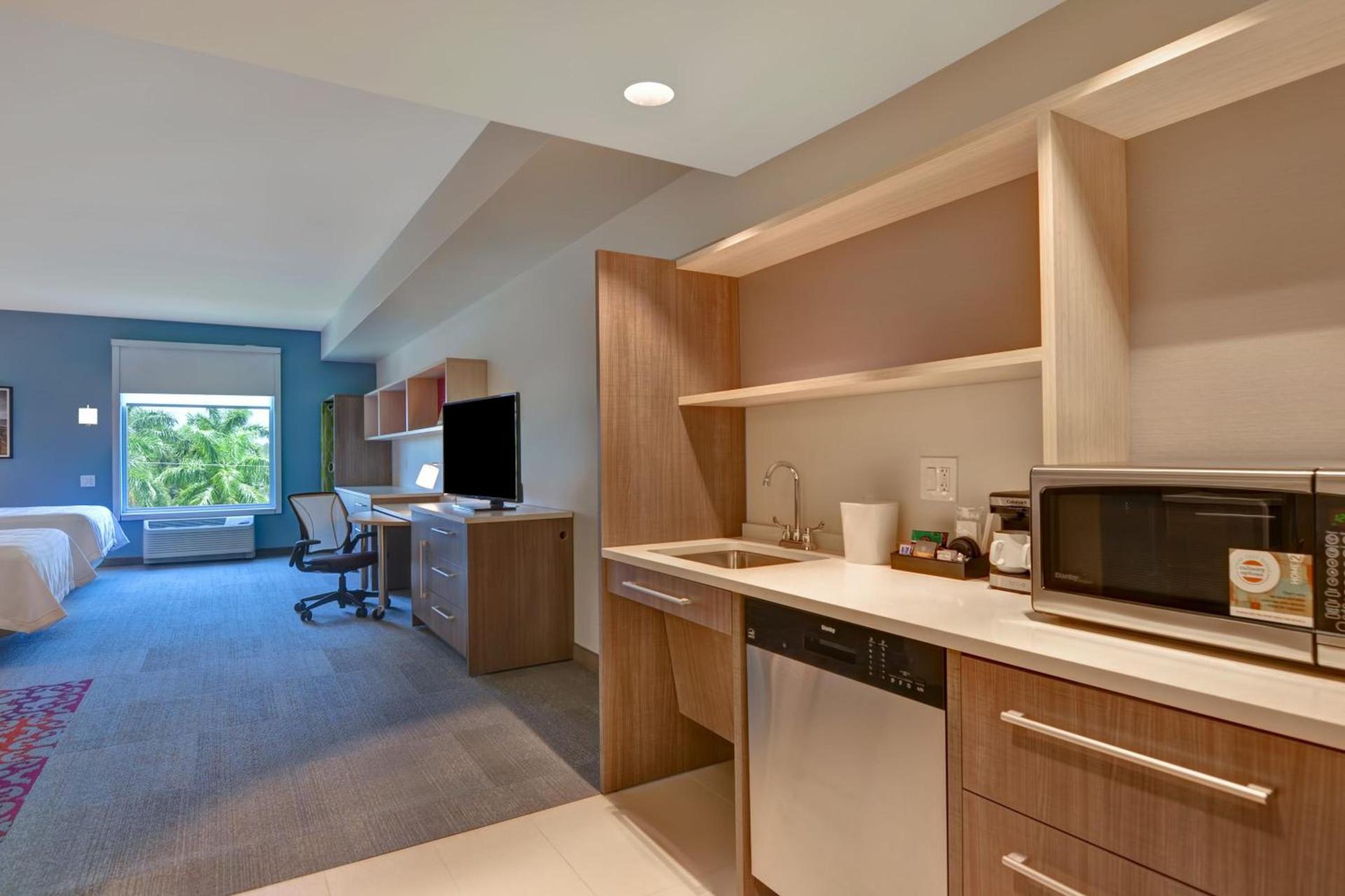 Home2 Suites By Hilton Naples I-75 Pine Ridge Road photo 45