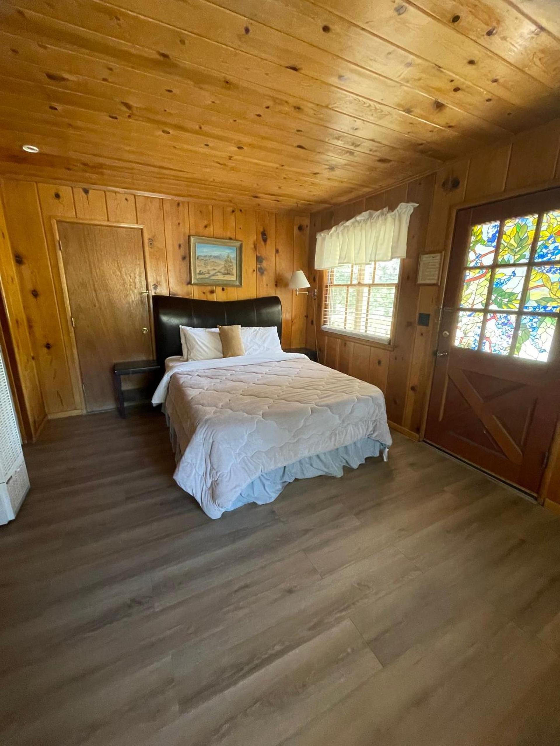 Mountain View Cabins photo 42