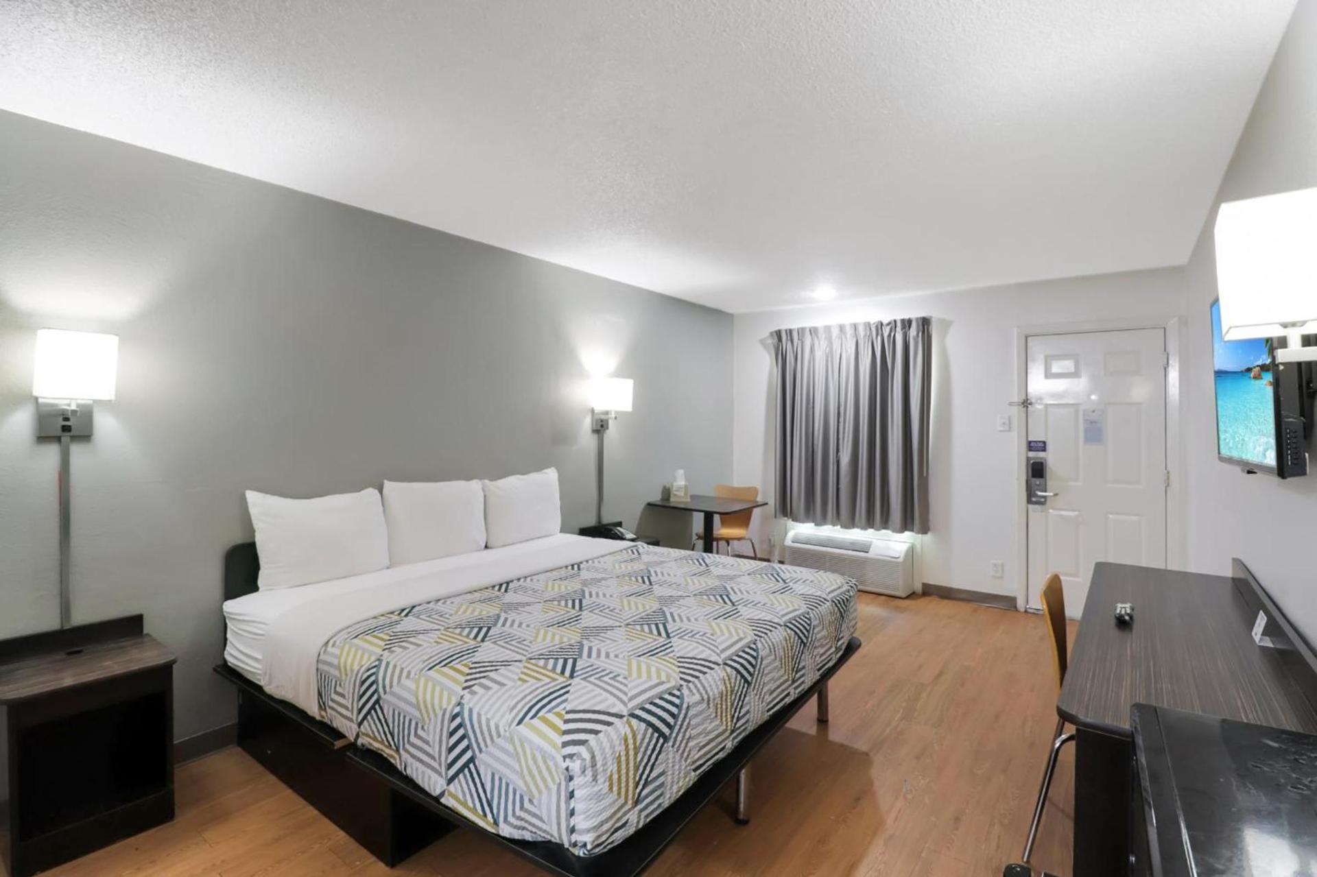 Motel 6-Bryan, TX - University Area photo 75