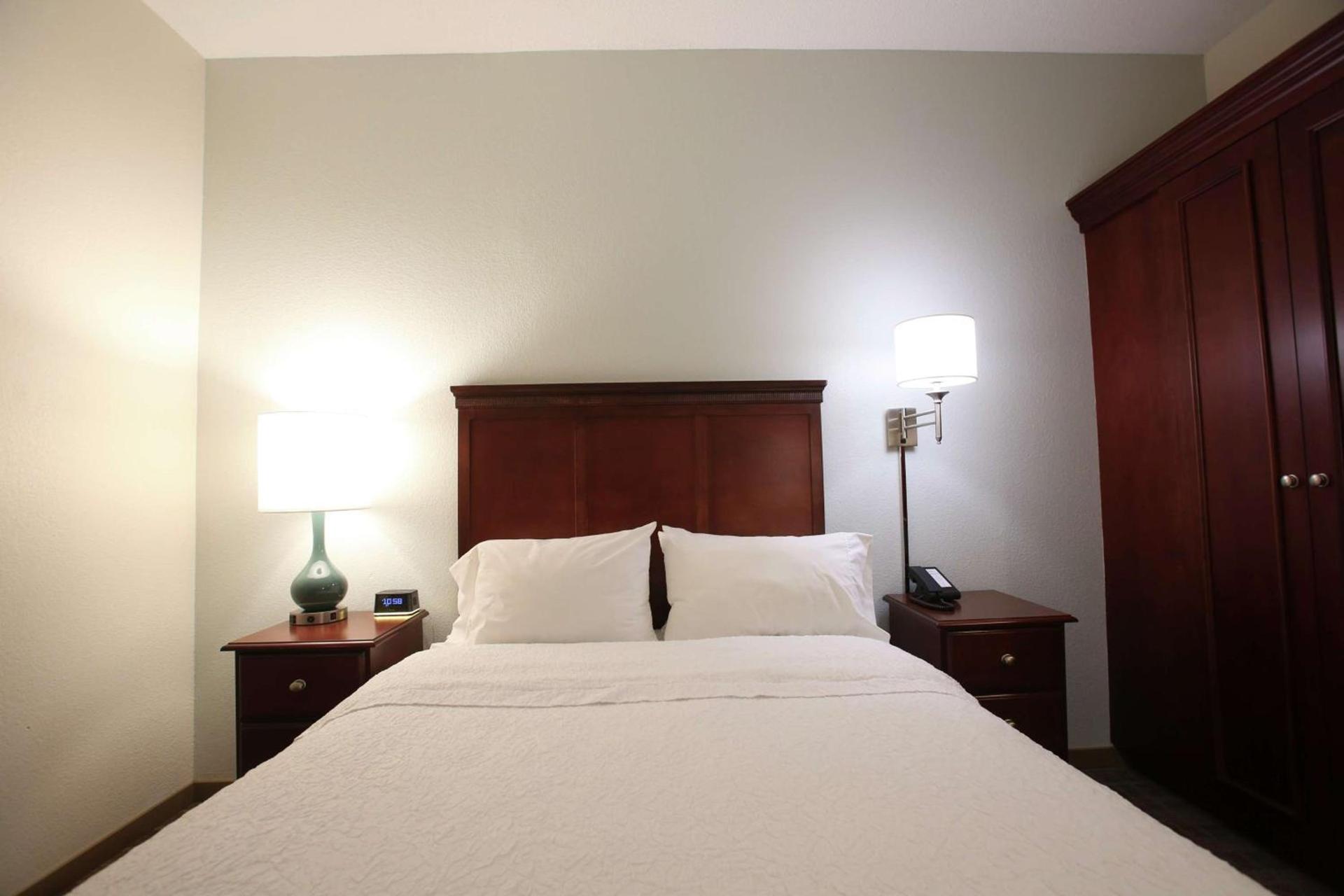 Hampton Inn Beckley photo 11