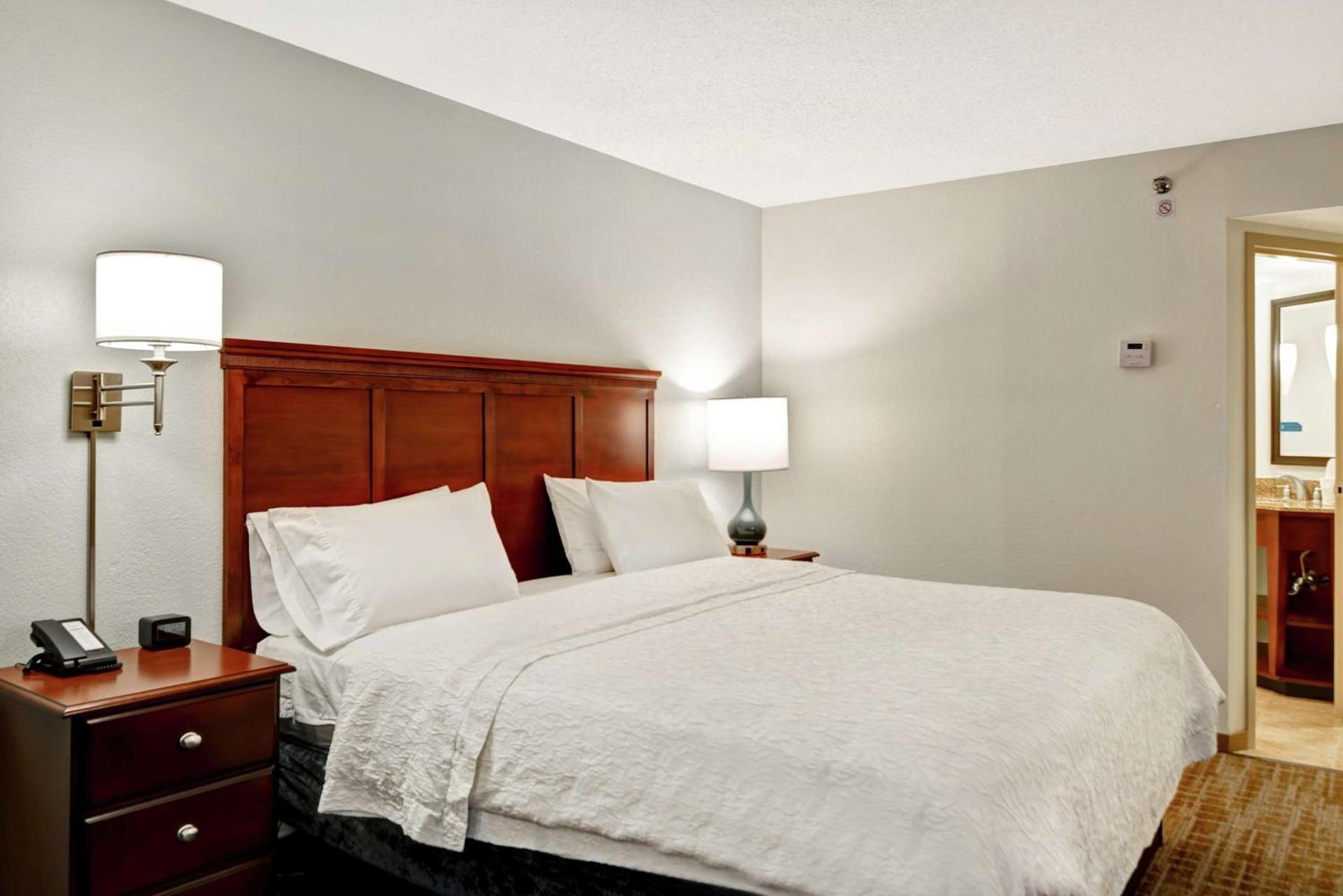 Hampton Inn Beckley photo 31