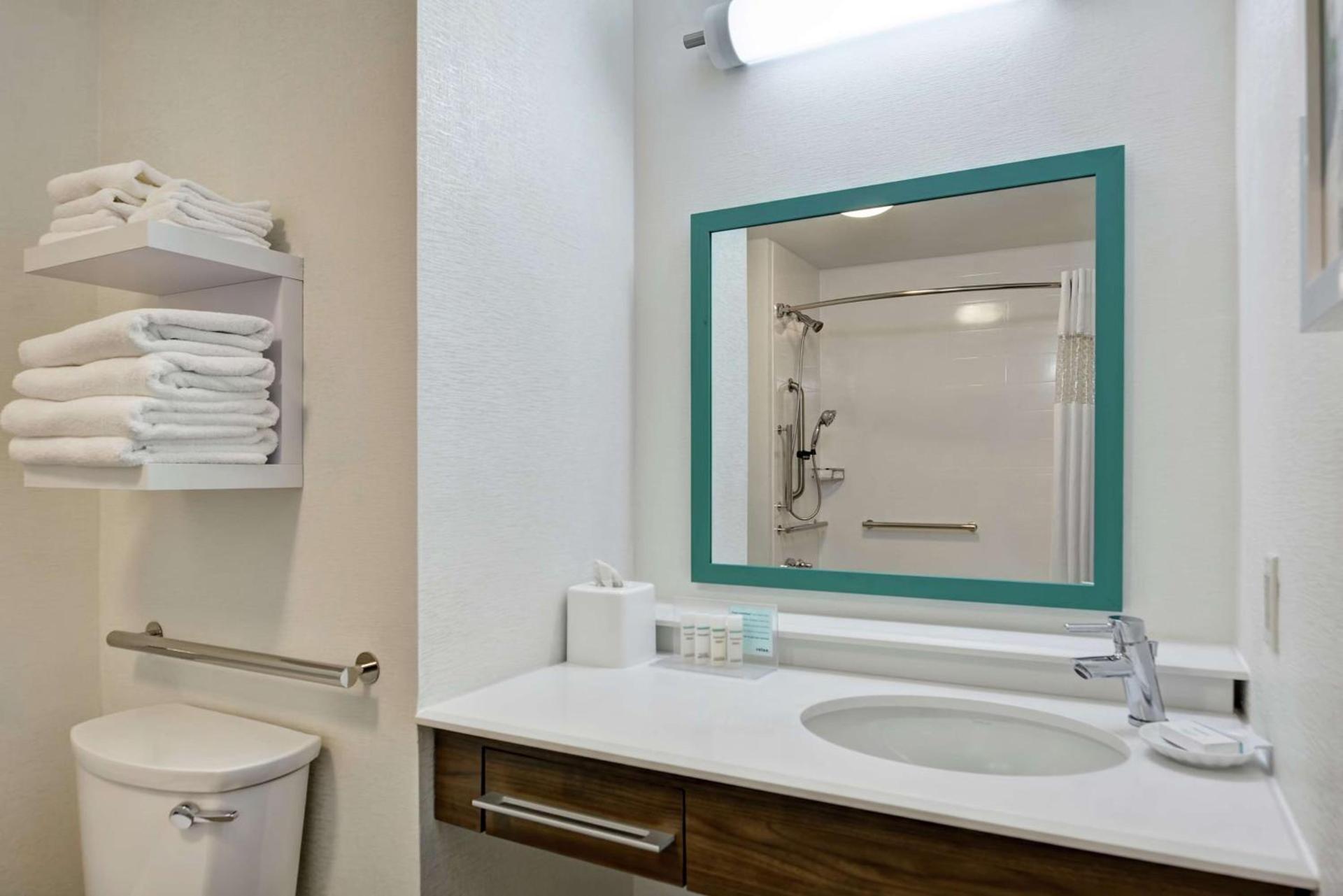 Hampton Inn & Suites Boynton Beach photo 6