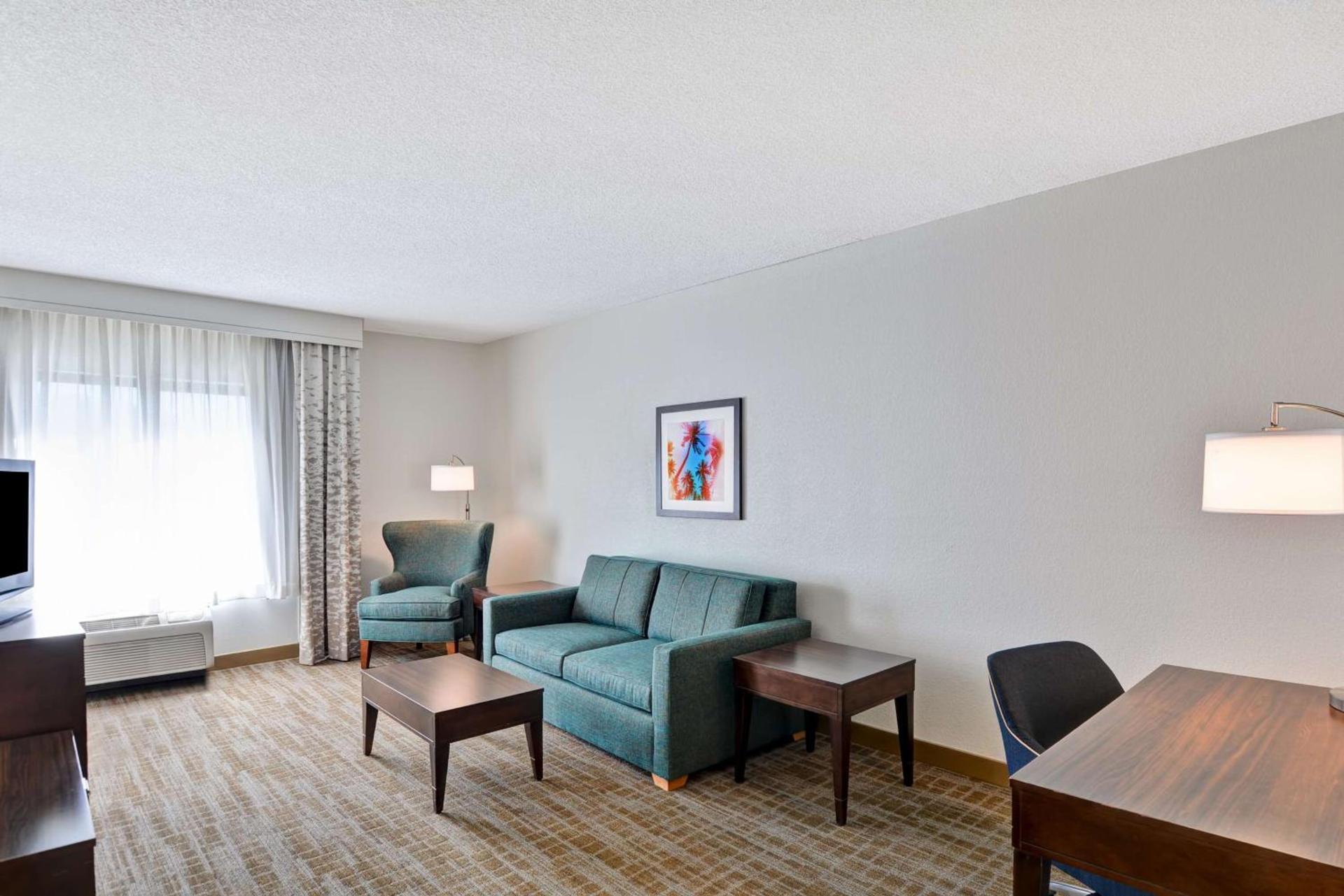 Hampton Inn & Suites Boynton Beach photo 24