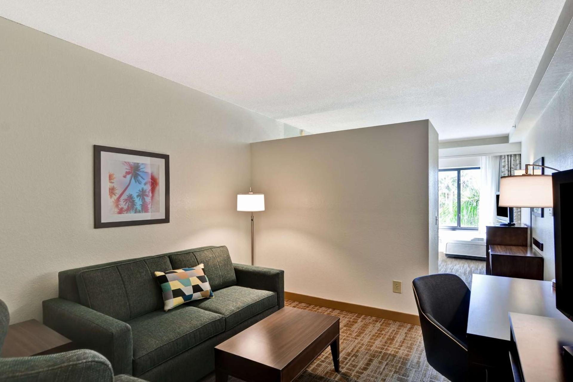 Hampton Inn & Suites Boynton Beach photo 39