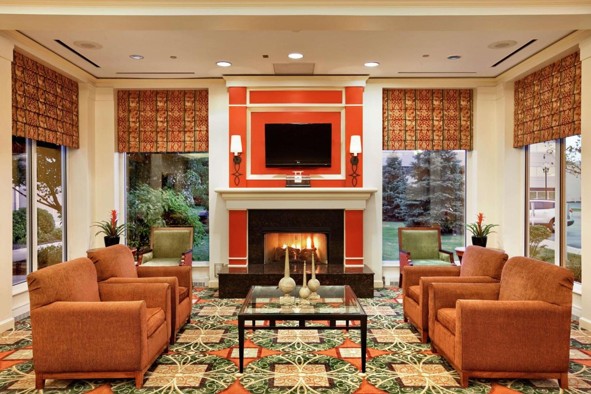 Hilton Garden Inn Oakbrook Terrace photo 9