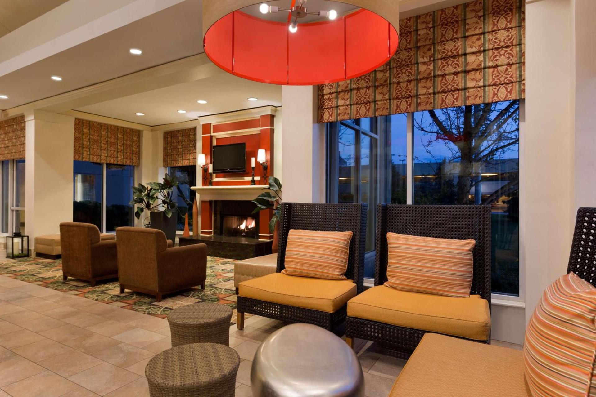 Hilton Garden Inn Oakbrook Terrace photo 17