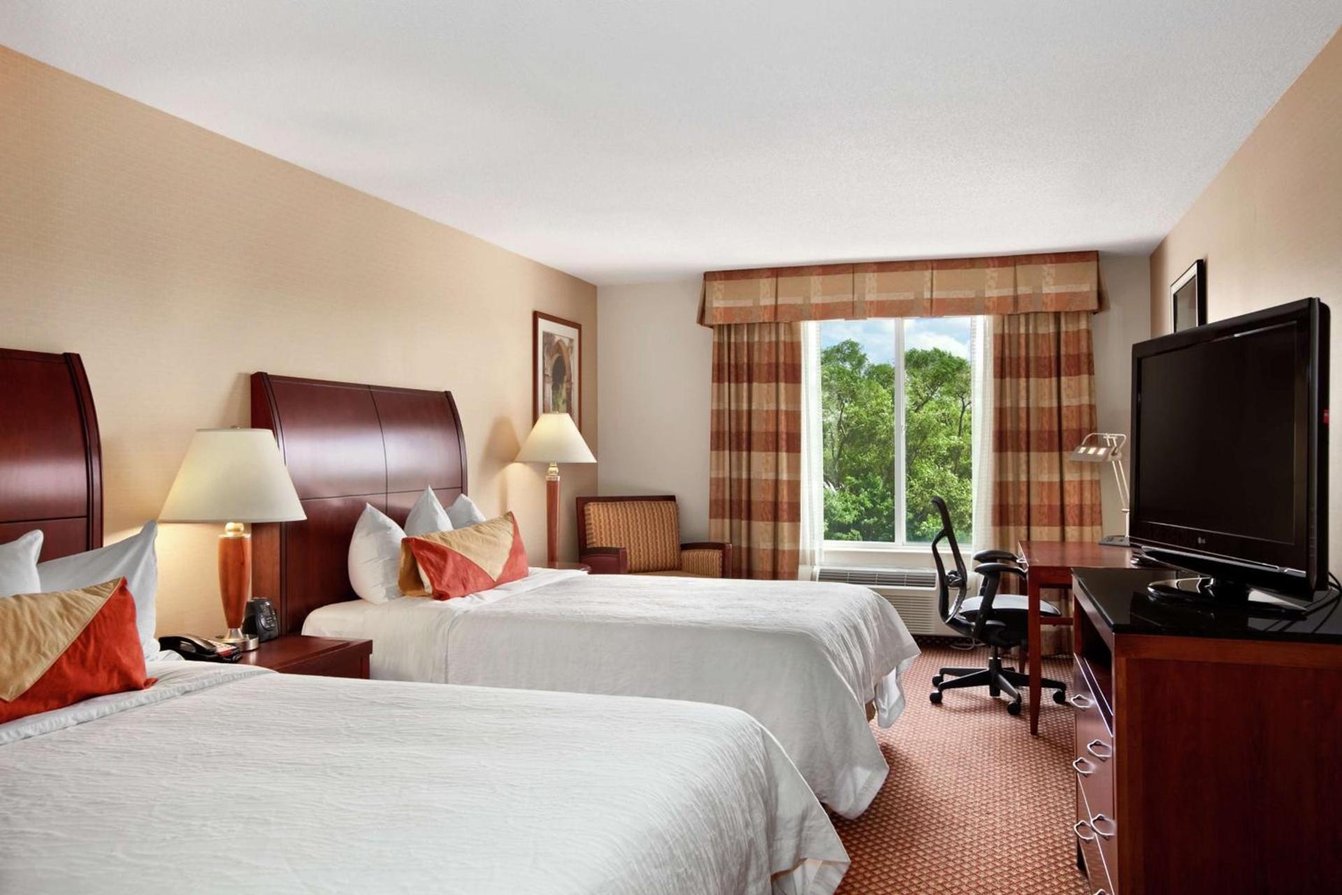 Hilton Garden Inn Oakbrook Terrace photo 5
